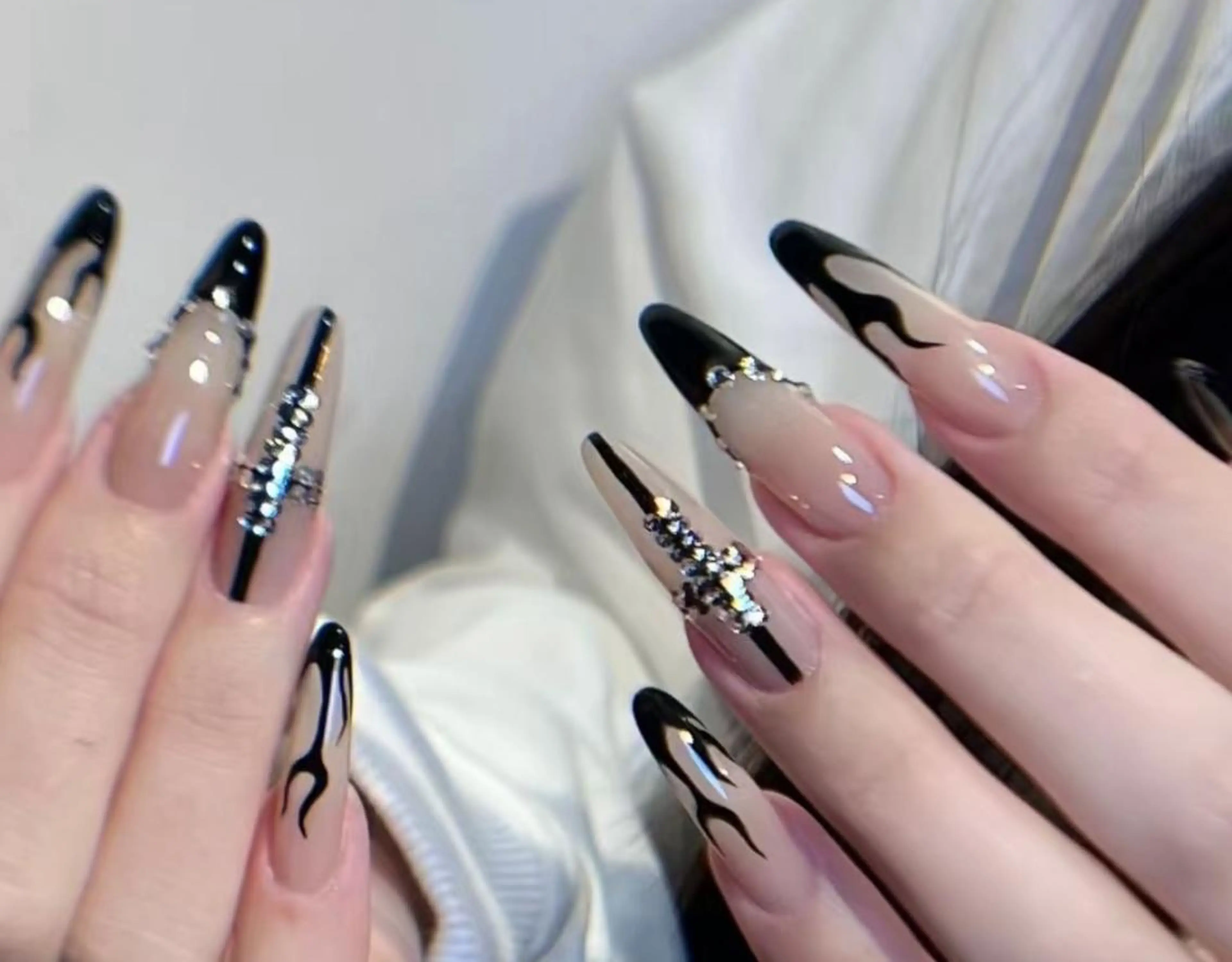 ネイル ハンドネイル ハンドケア 🍑 momo_nailのネイルデザイン