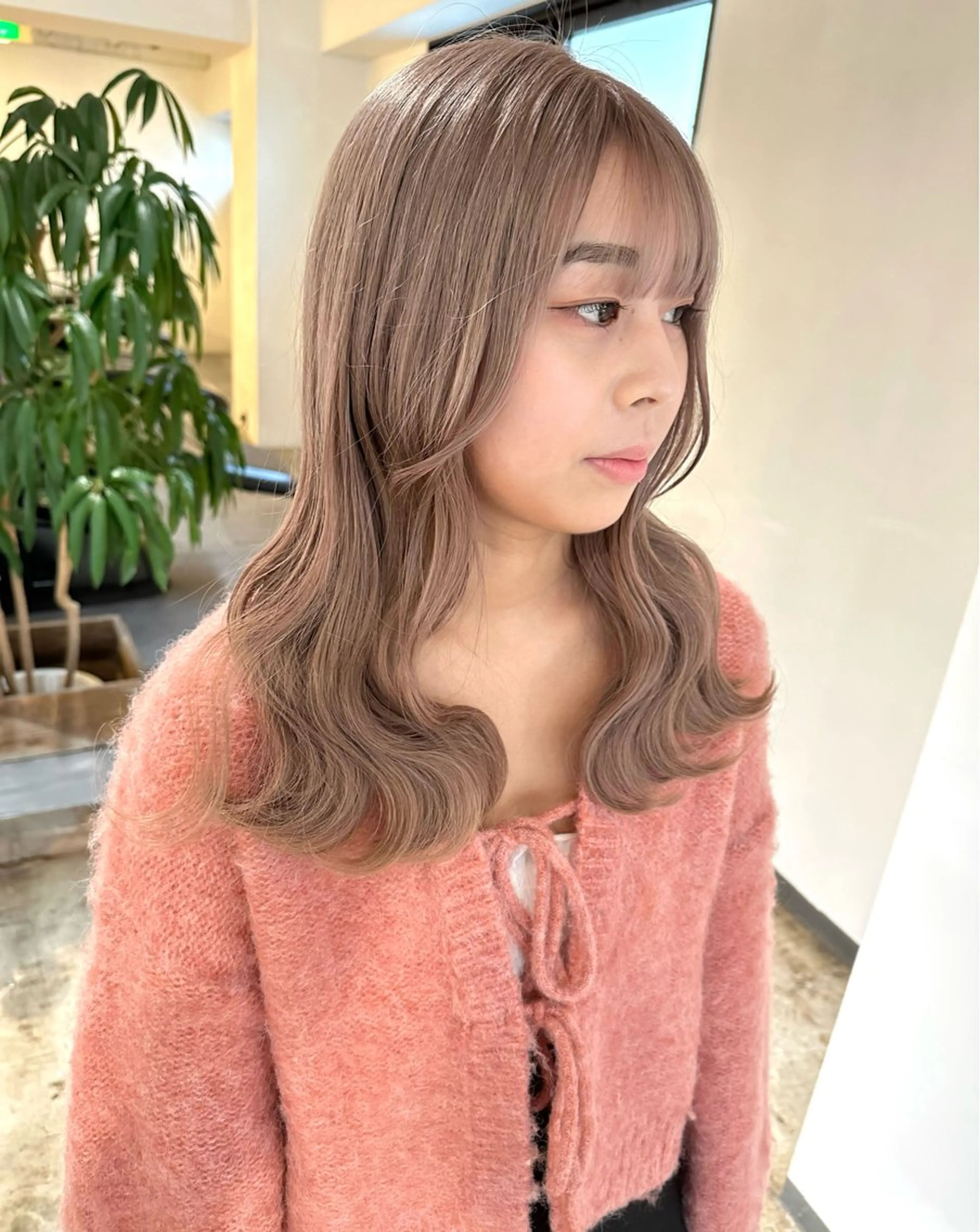ロング カラー ヘアカラー トリートメント ヘアセット ✨艶ブリーチカラー ✨四ノ宮裕己のヘアスタイル