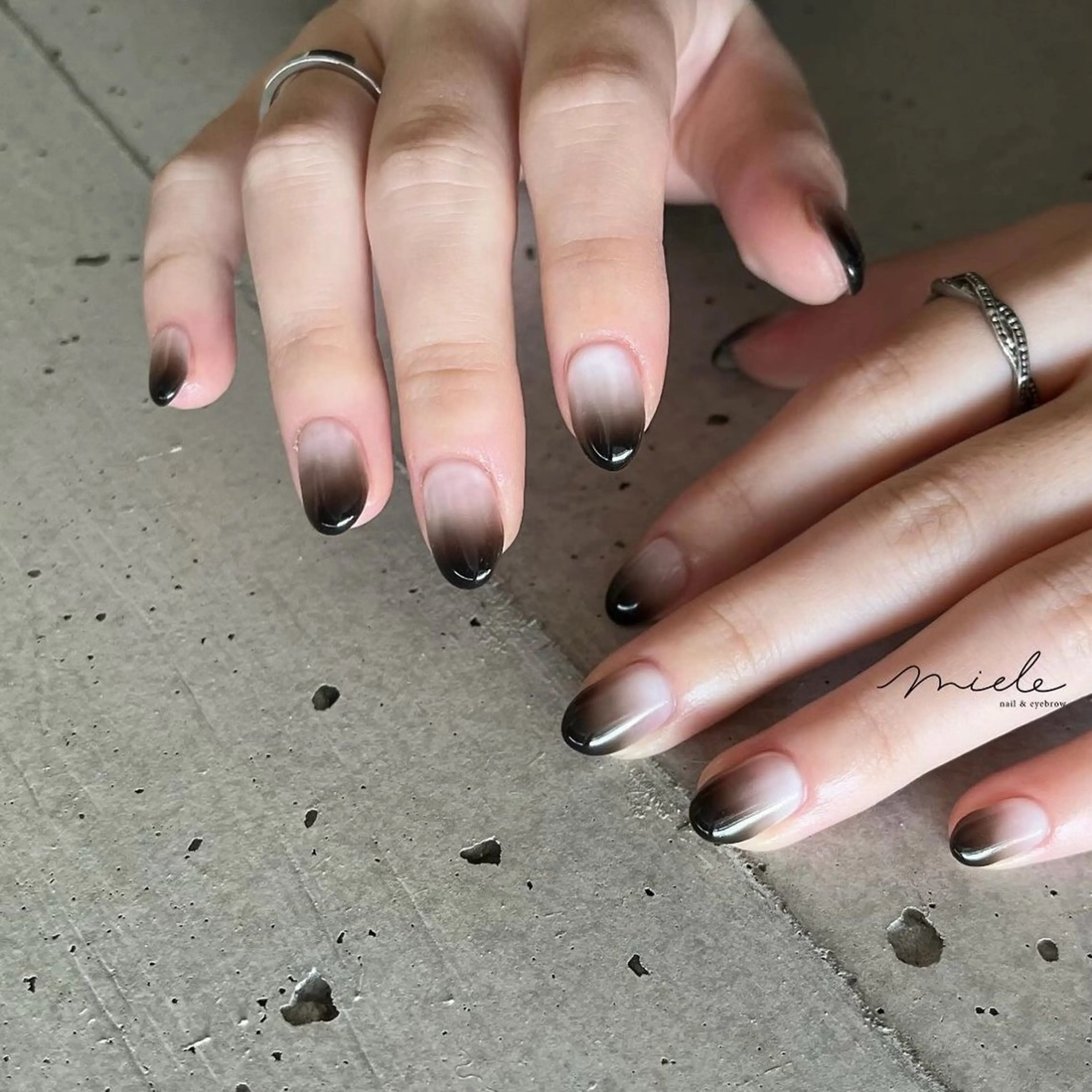 ネイル ハンドネイル miele【ミエレ】 海外シンプルデザインのネイルデザイン