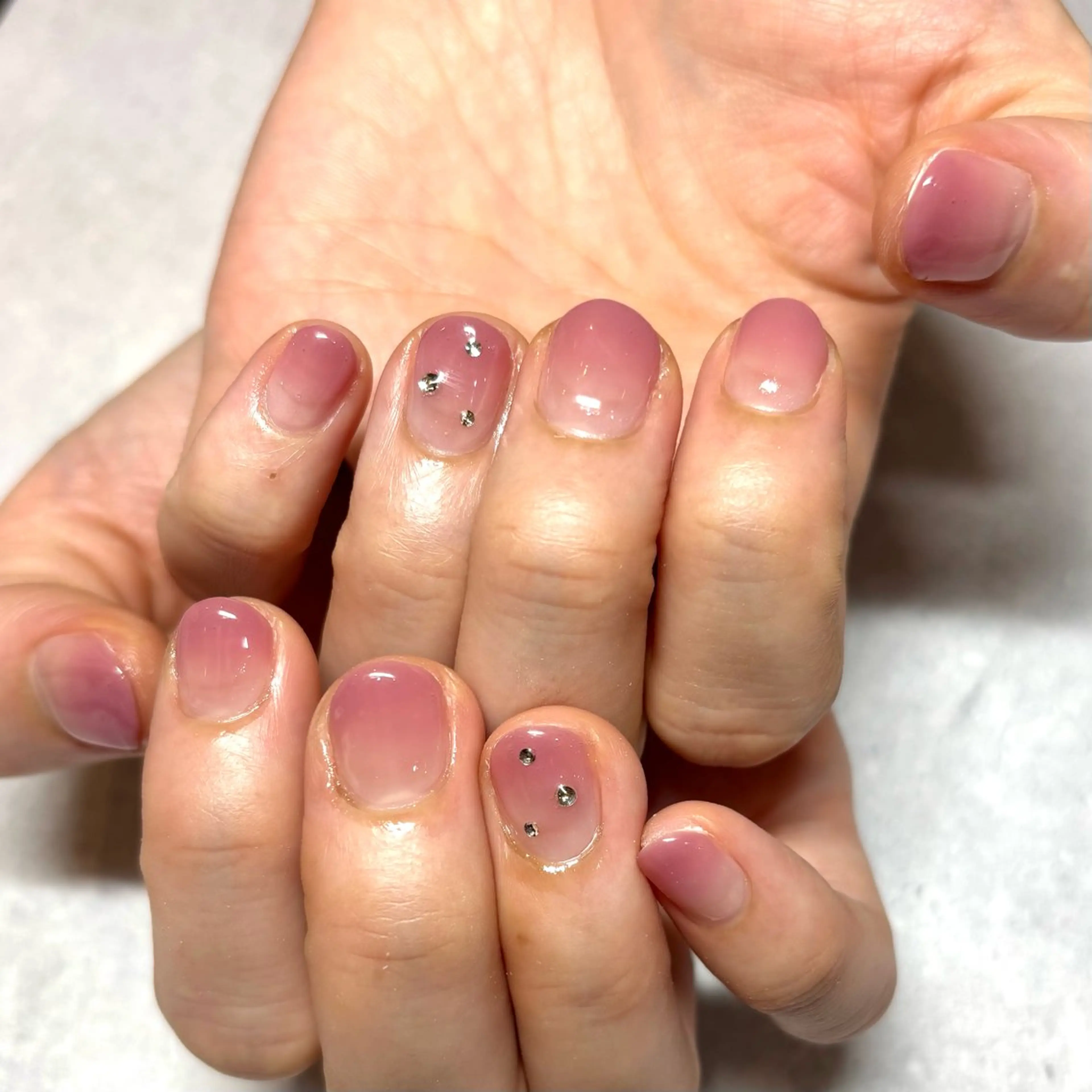 ネイル グラデーション 🌈 kimika🌈のネイルデザイン