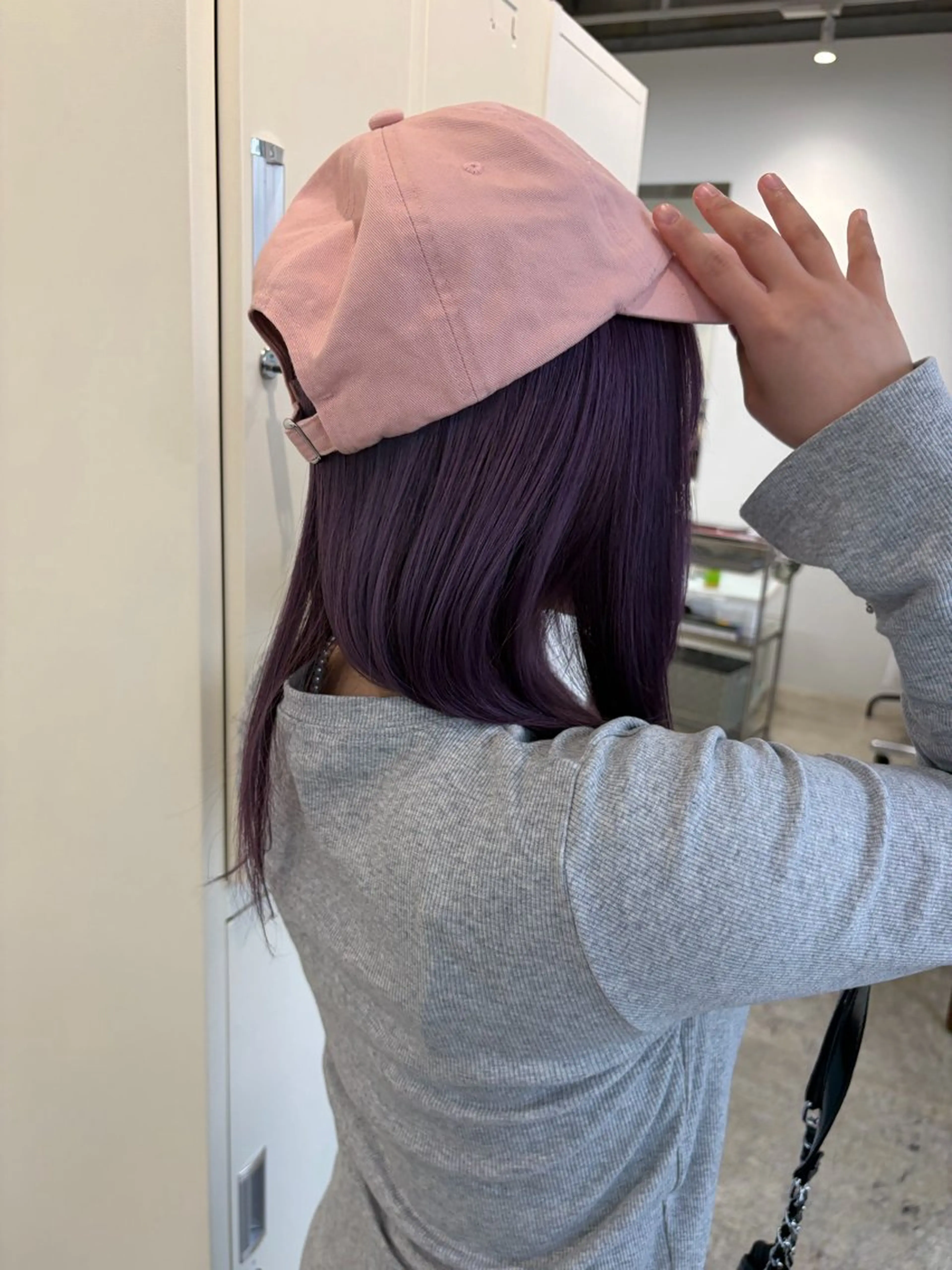 セミロング ヘアカラー mihane fit hueのヘアスタイル