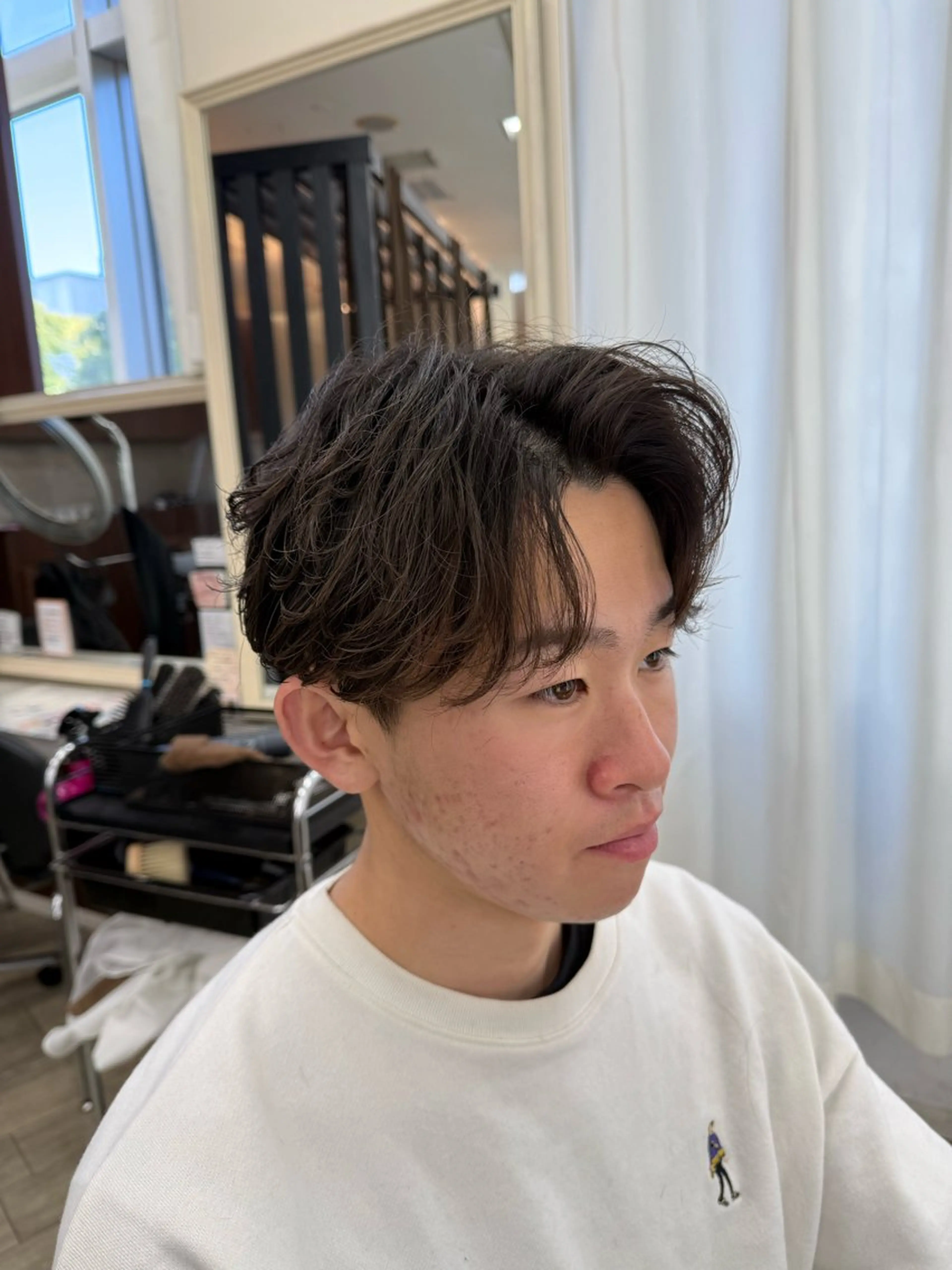 ショート パーマ メンズ フェザーパーマ メンズパーマ カット パーマ 市川 博紀 店長のヘアスタイル