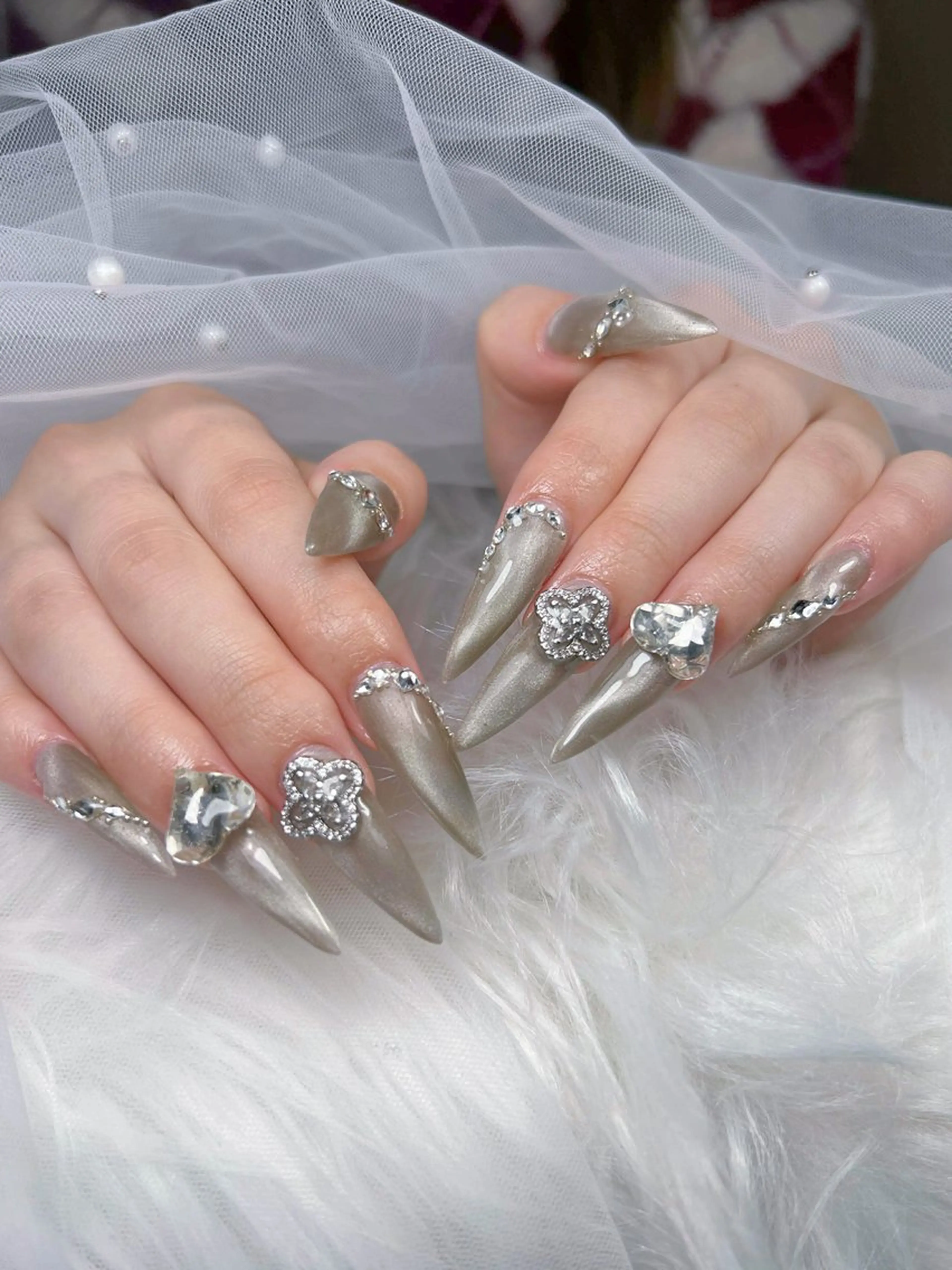 ネイル アートネイル オーロラネイル チークネイル 長さ出し フットネイル Miya _nailのネイルデザイン