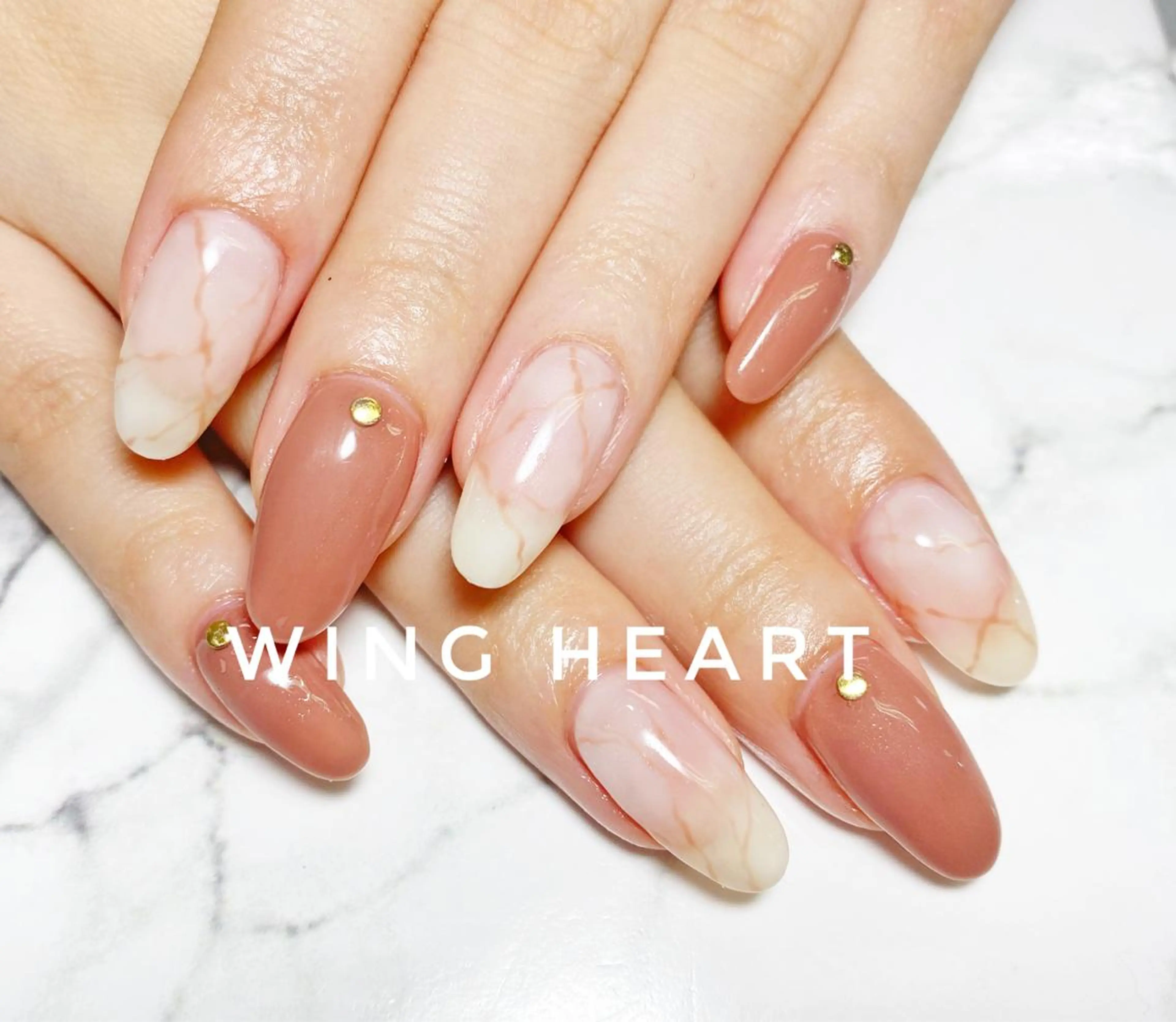 ネイル O. AKINAのネイルデザイン