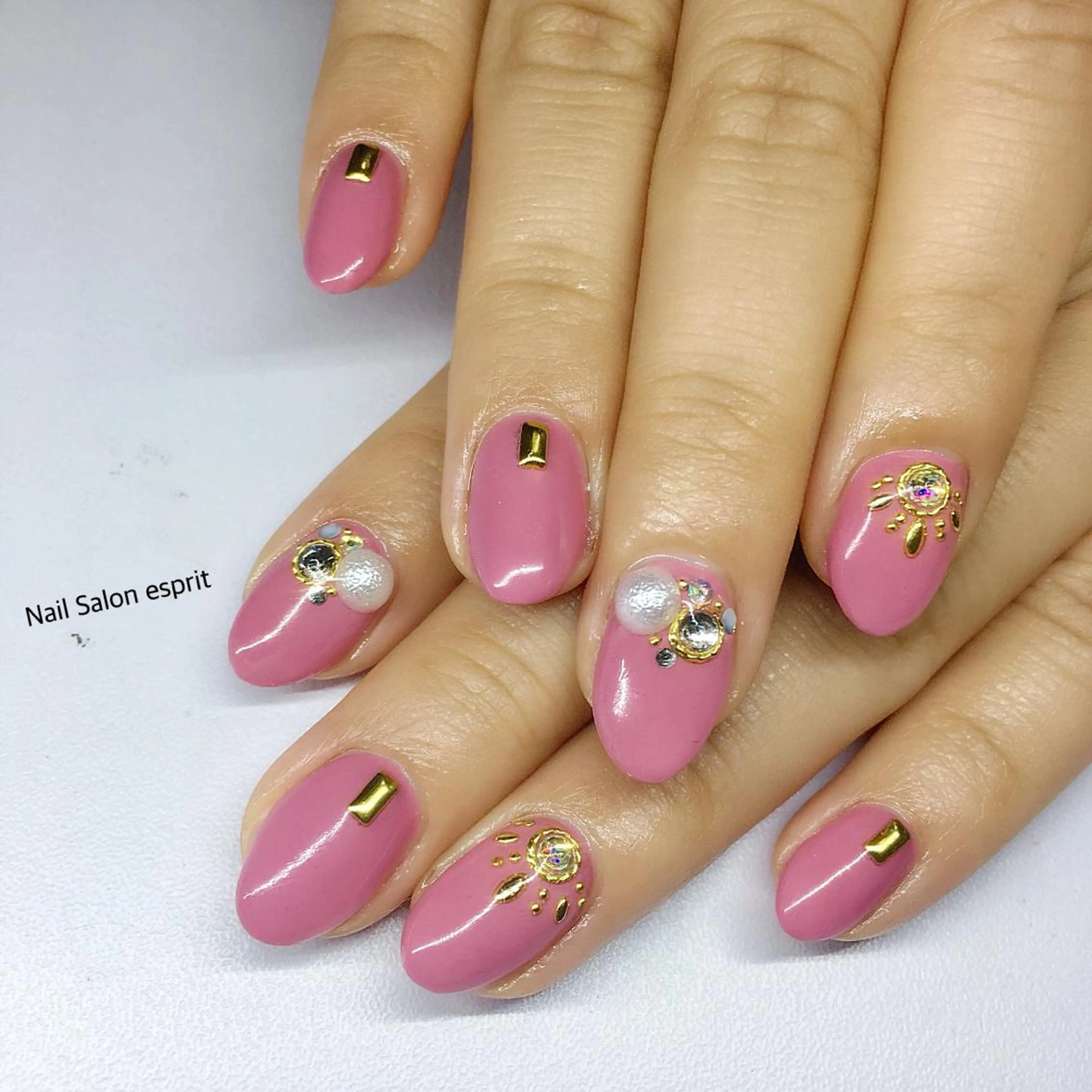 ネイル ストーンネイル ハンドネイル Nail Salon espritのネイルデザイン