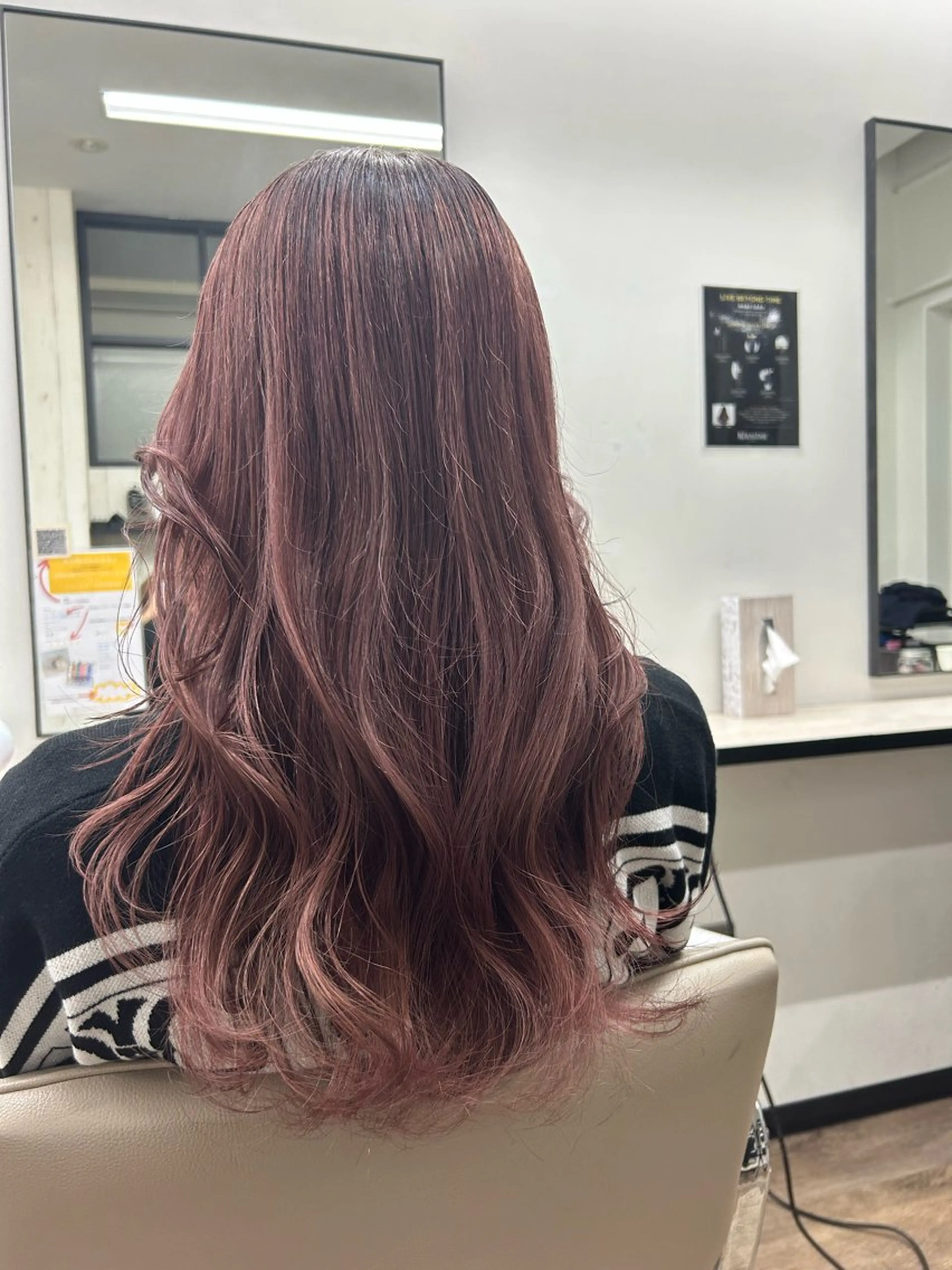 カラー 毛流れパーマ/ Rukiaのヘアスタイル