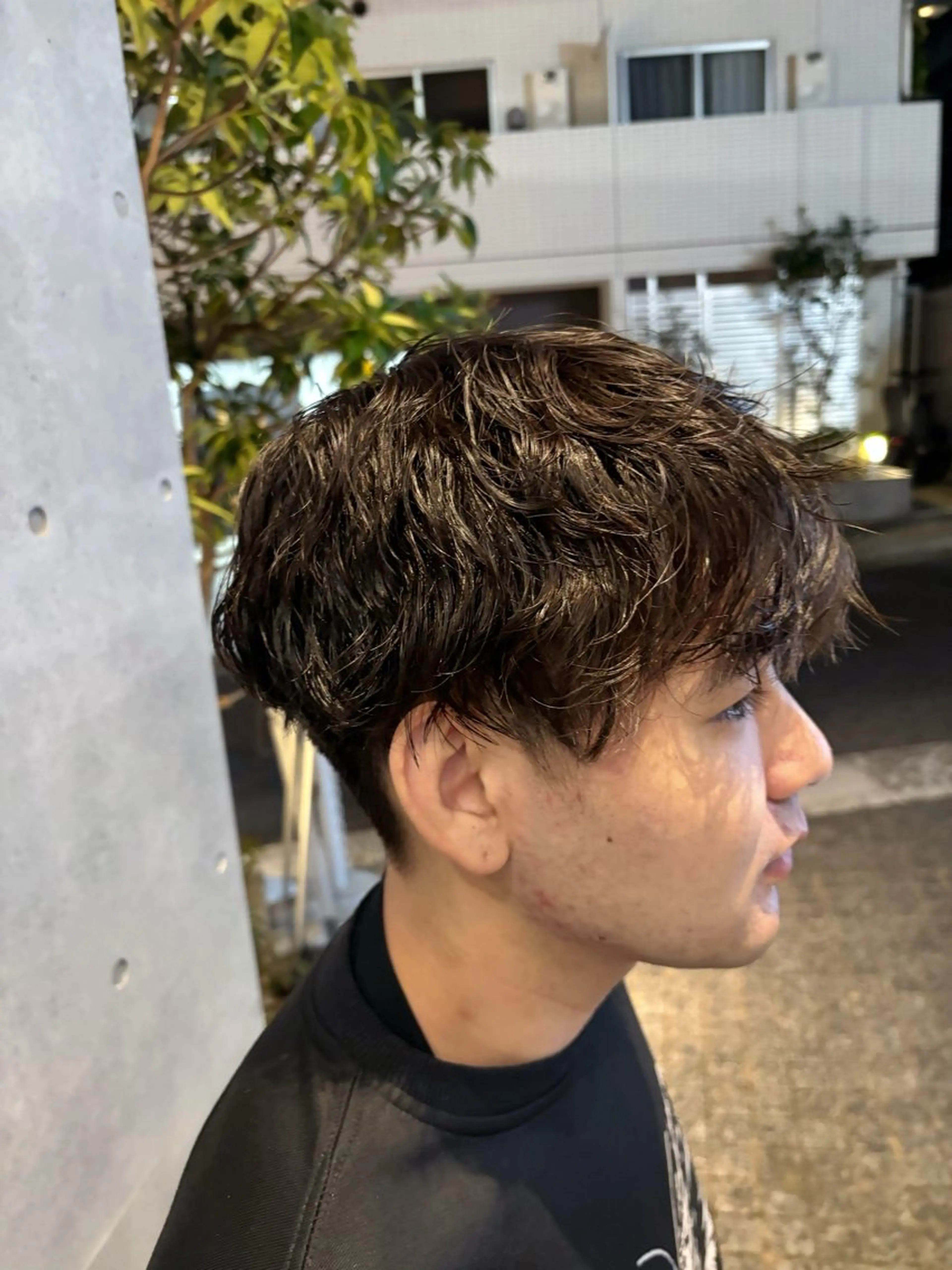 ショート パーマ メンズ カット パーマ 一目惚れ艶ハイトーン バンド/しほのヘアスタイル