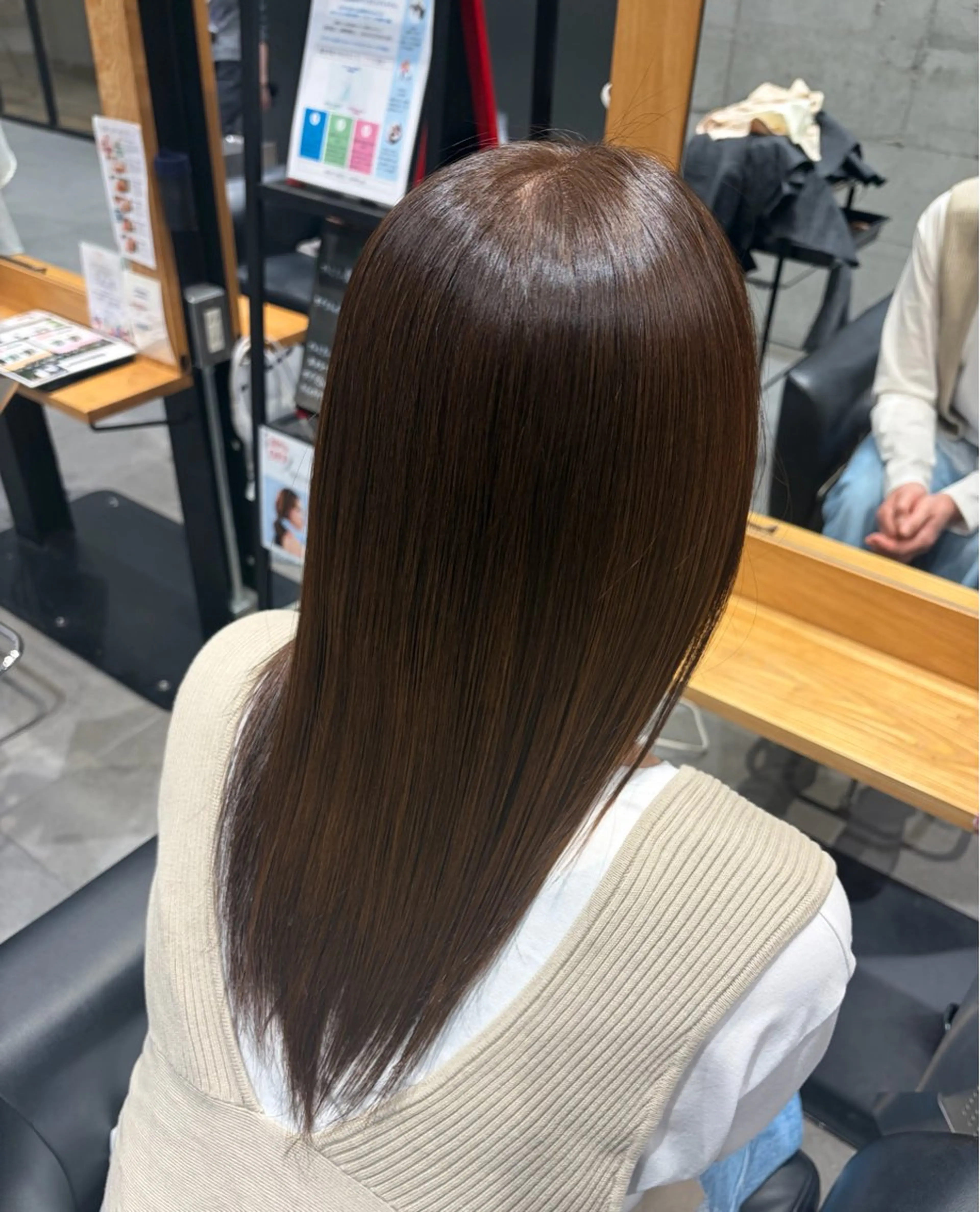 カラー ヘアカラー 前田 流和のヘアスタイル