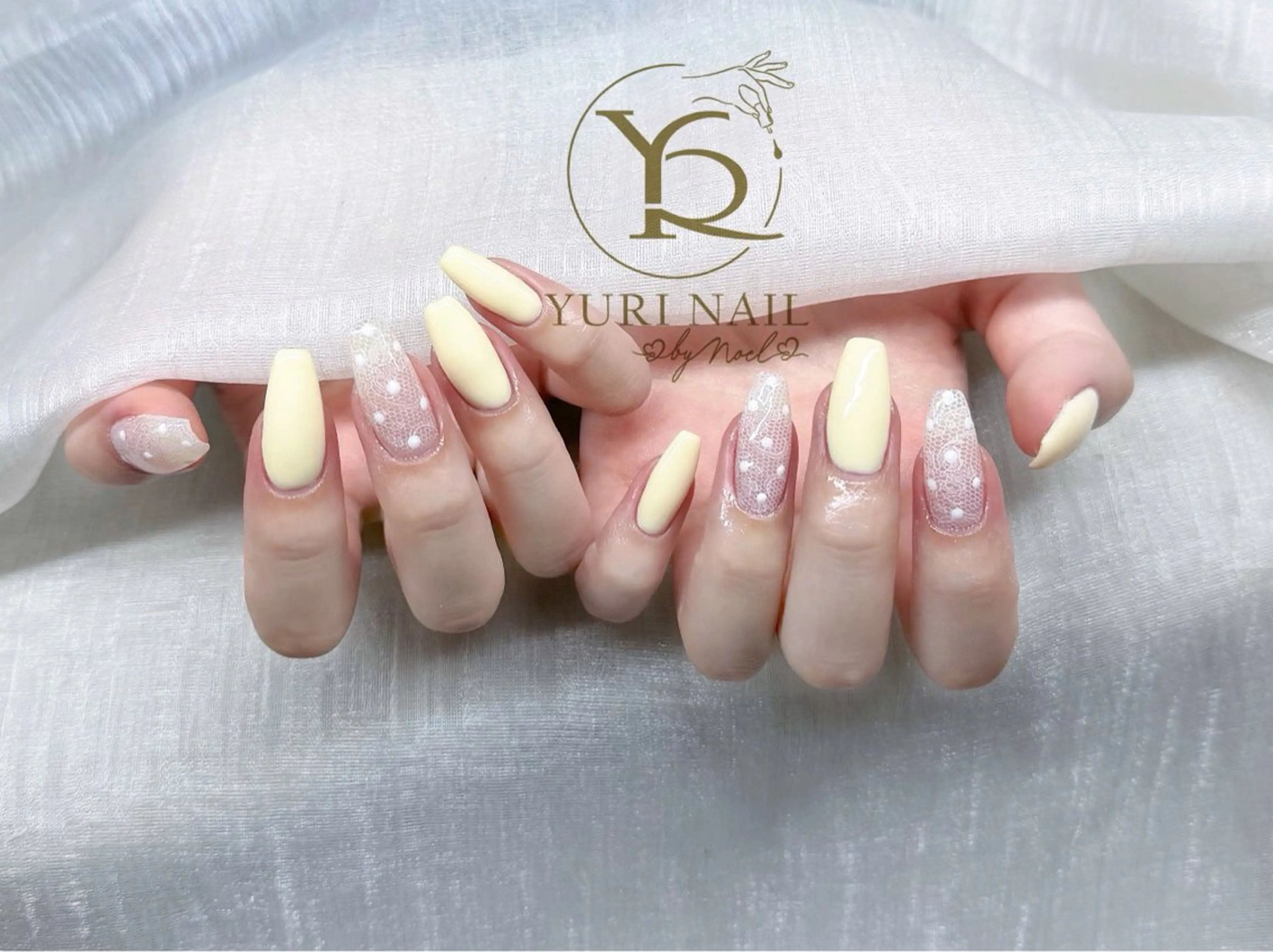 ネイル オーロラネイル ブルー チークネイル フレンチネイル ジェルネイル ハンドネイル フットネイル ハンドケア YURI Nail Funabashiのネイルデザイン