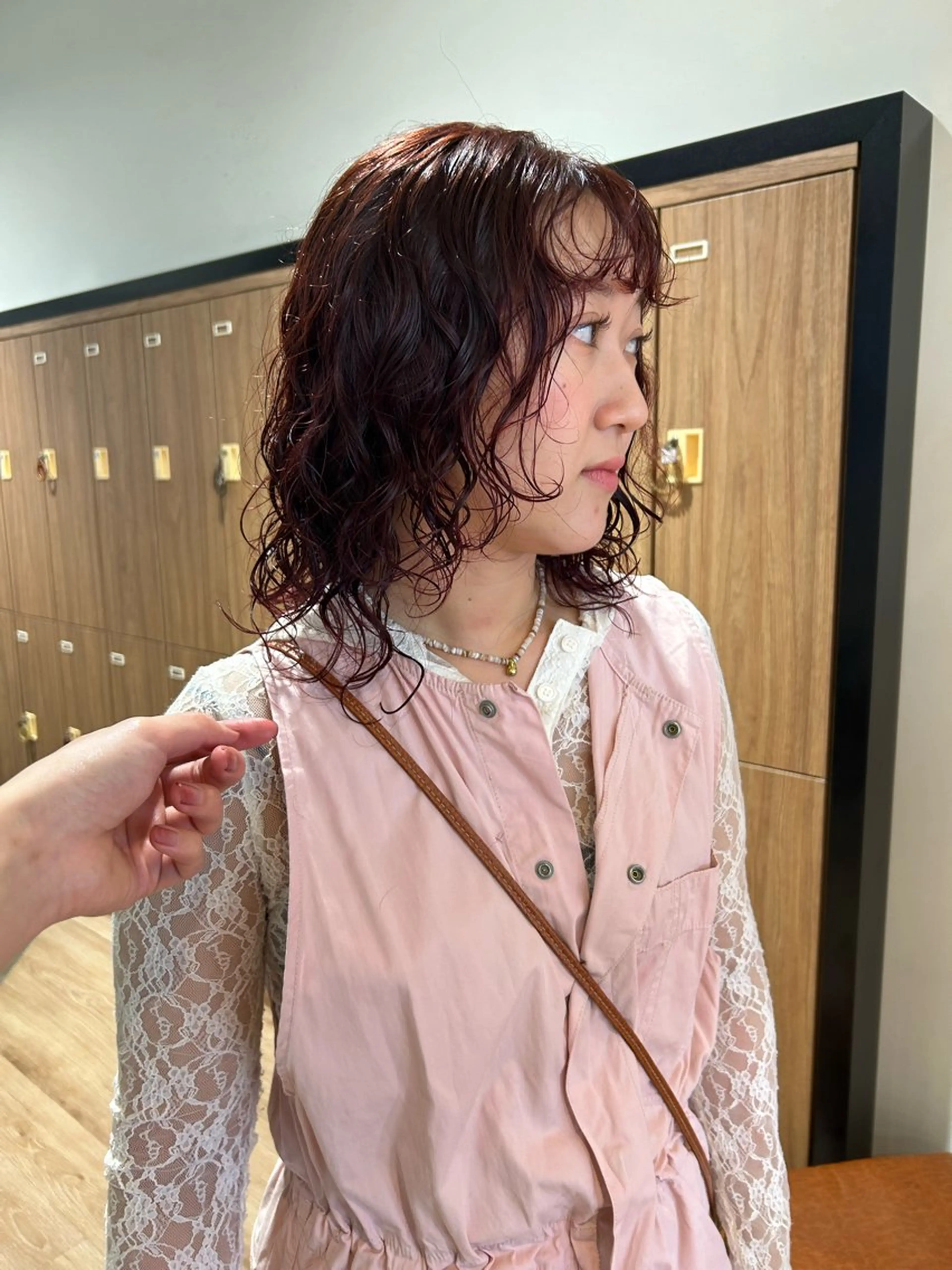 ミディアム ミディアムパーマ ケン ショウのヘアスタイル