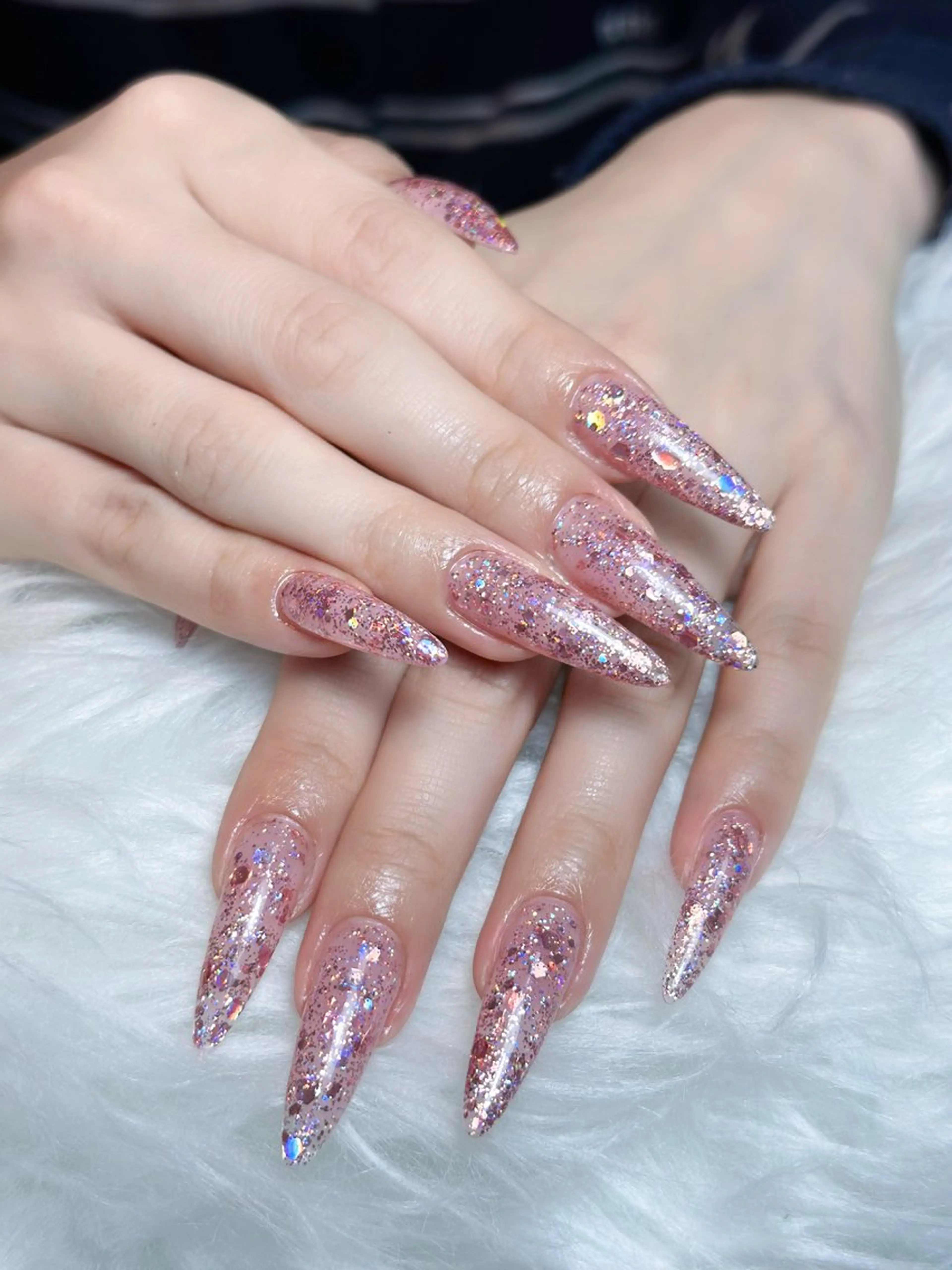 ネイル チークネイル ドット フレンチネイル グラデーション ハート ハンドネイル Julli NailStudioのネイルデザイン