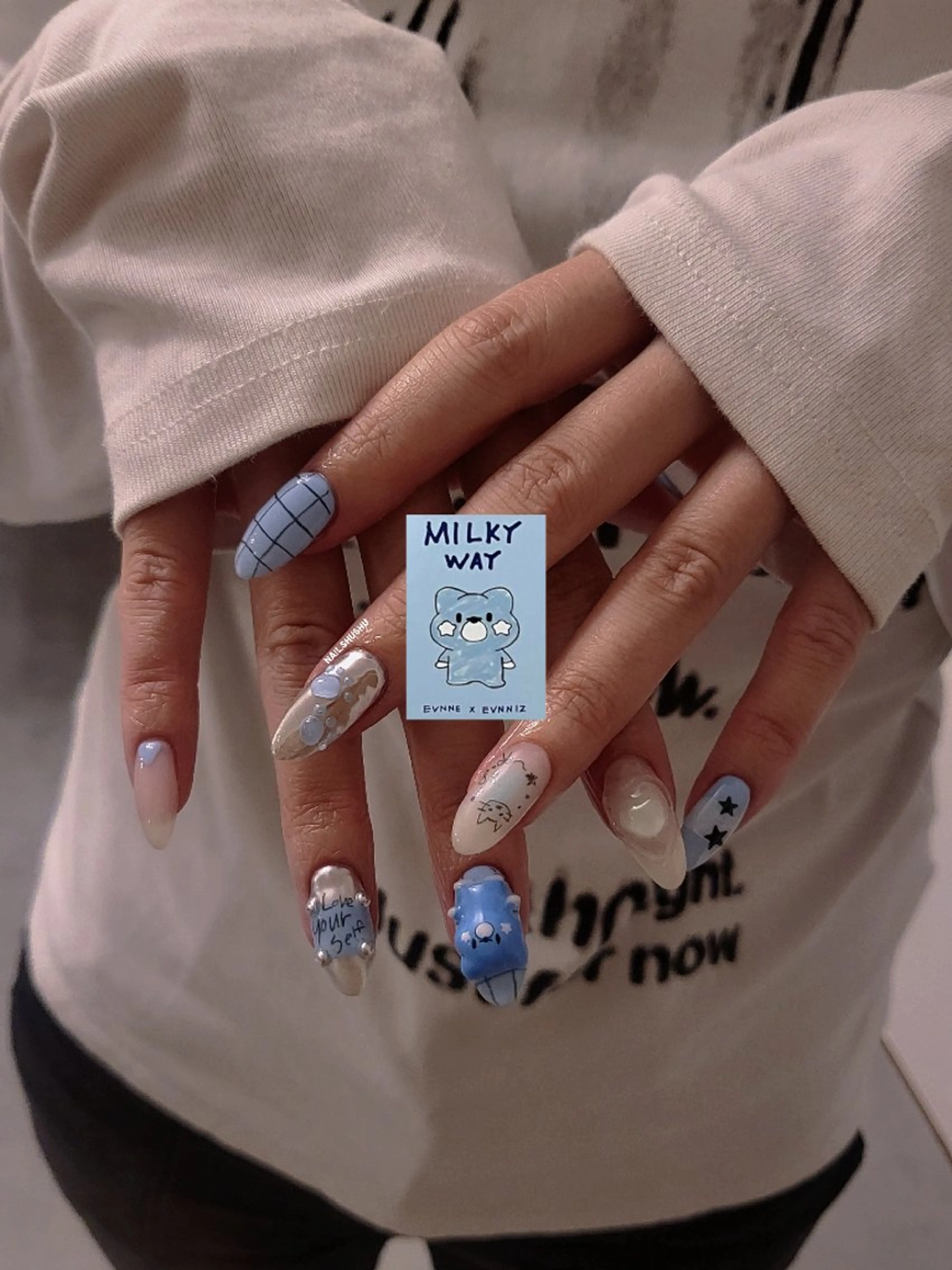 ネイル 3dパーツ/流行り 👧shushu❤️のネイルデザイン