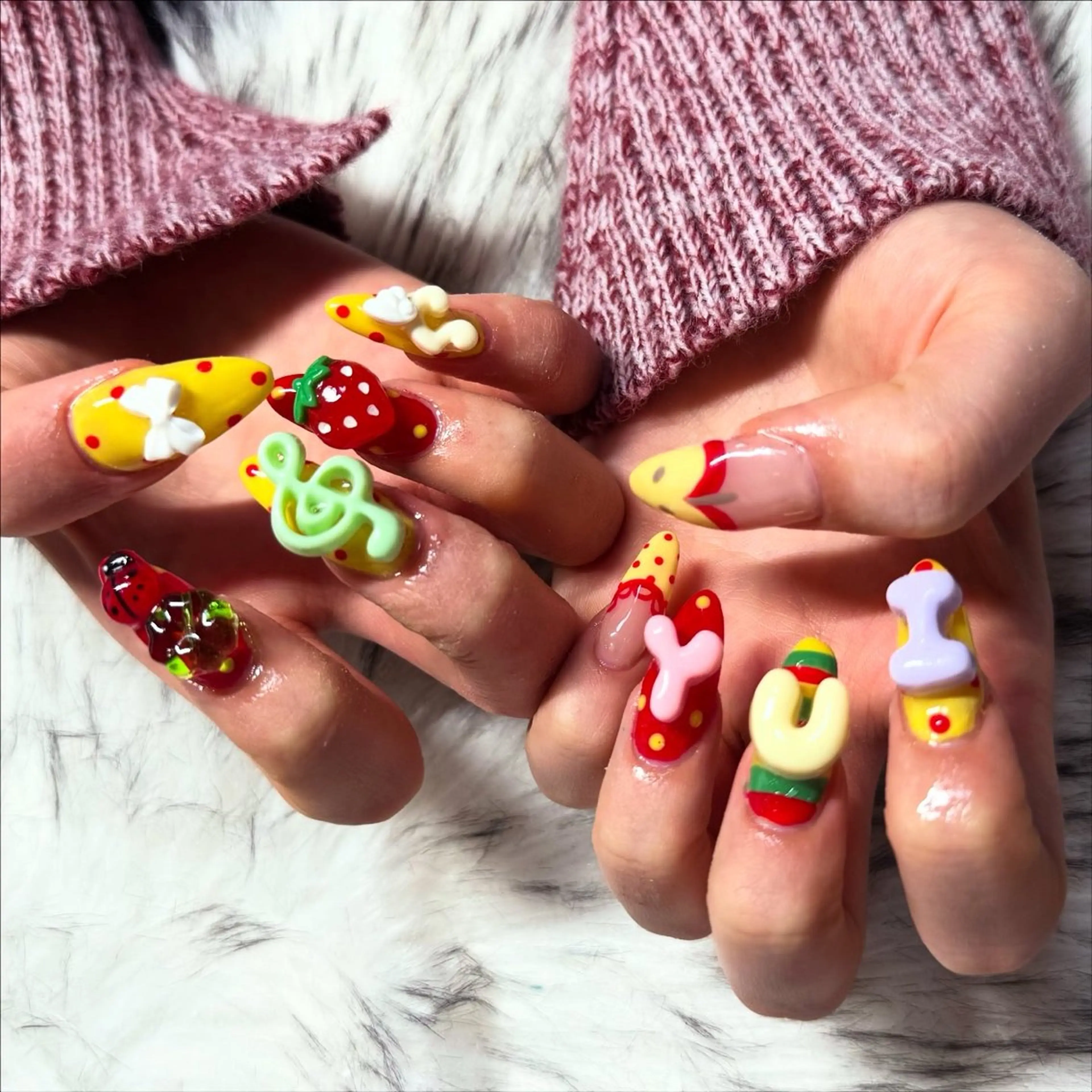 ロング ハンドネイル mao .のネイルデザイン