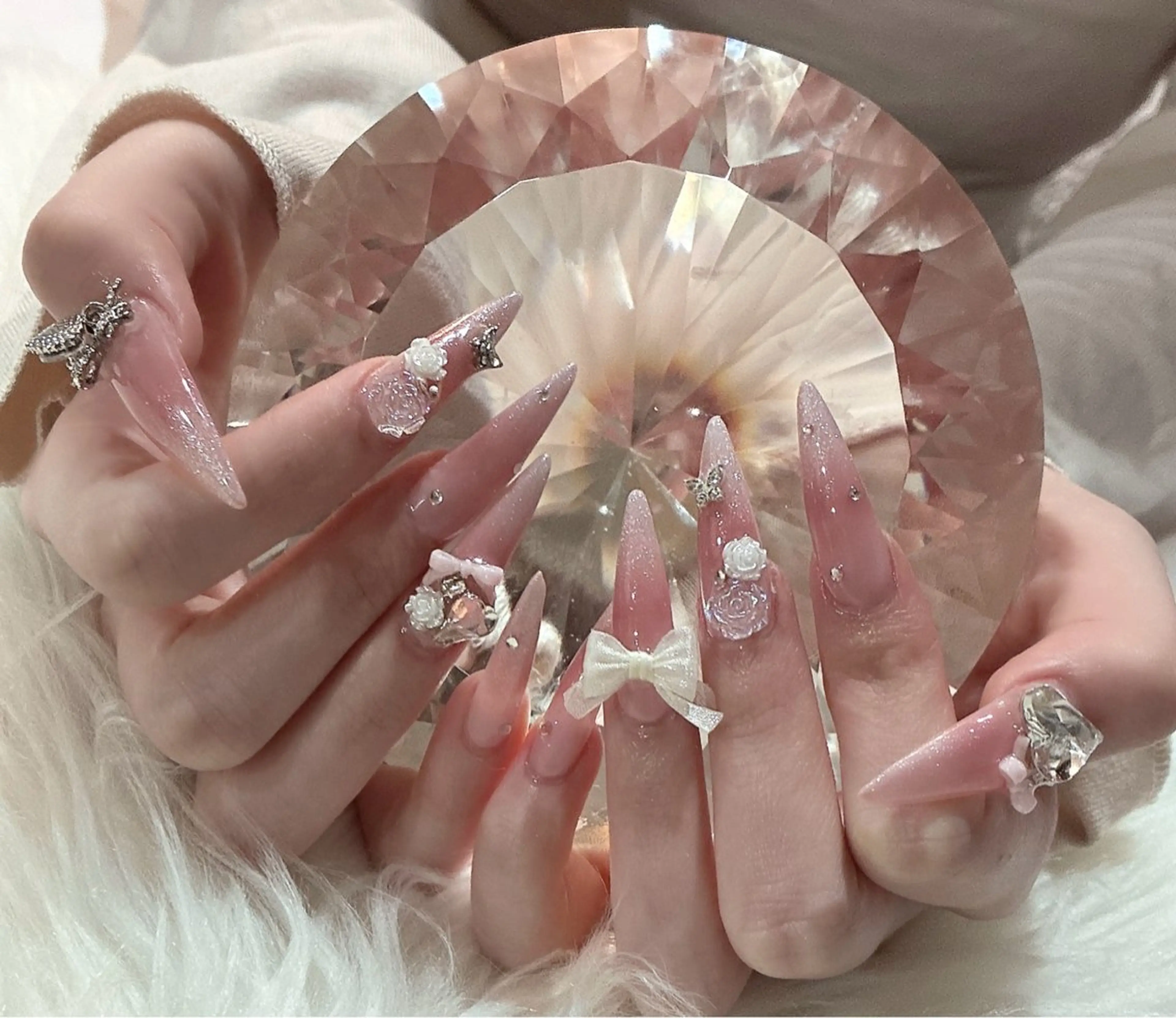 ネイル ハンドネイル LoaChaton kaeのネイルデザイン