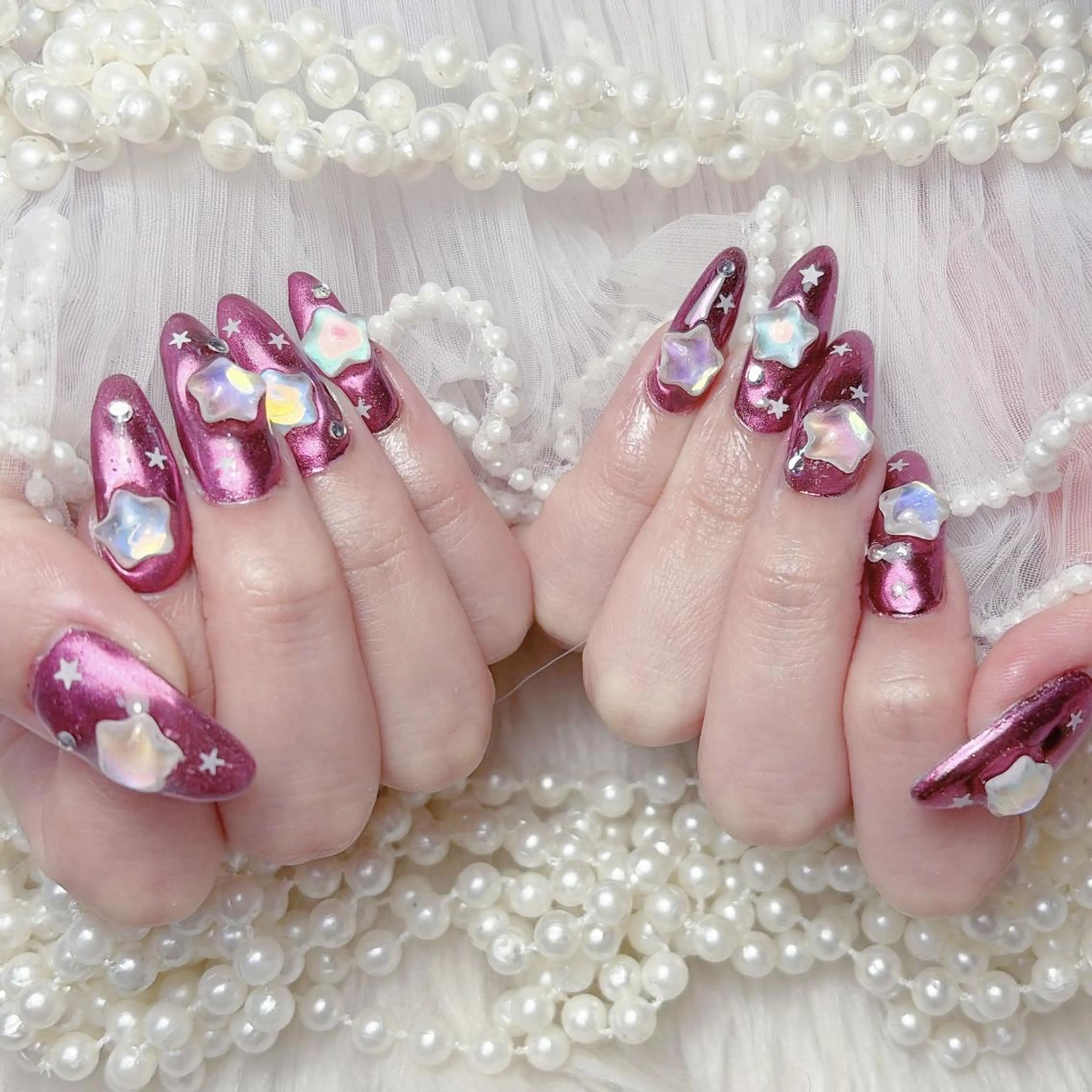 ネイル アートネイル オーロラネイル 長さ出し フットネイル ガーリー 🎀まゆ 🪽🐾のネイルデザイン