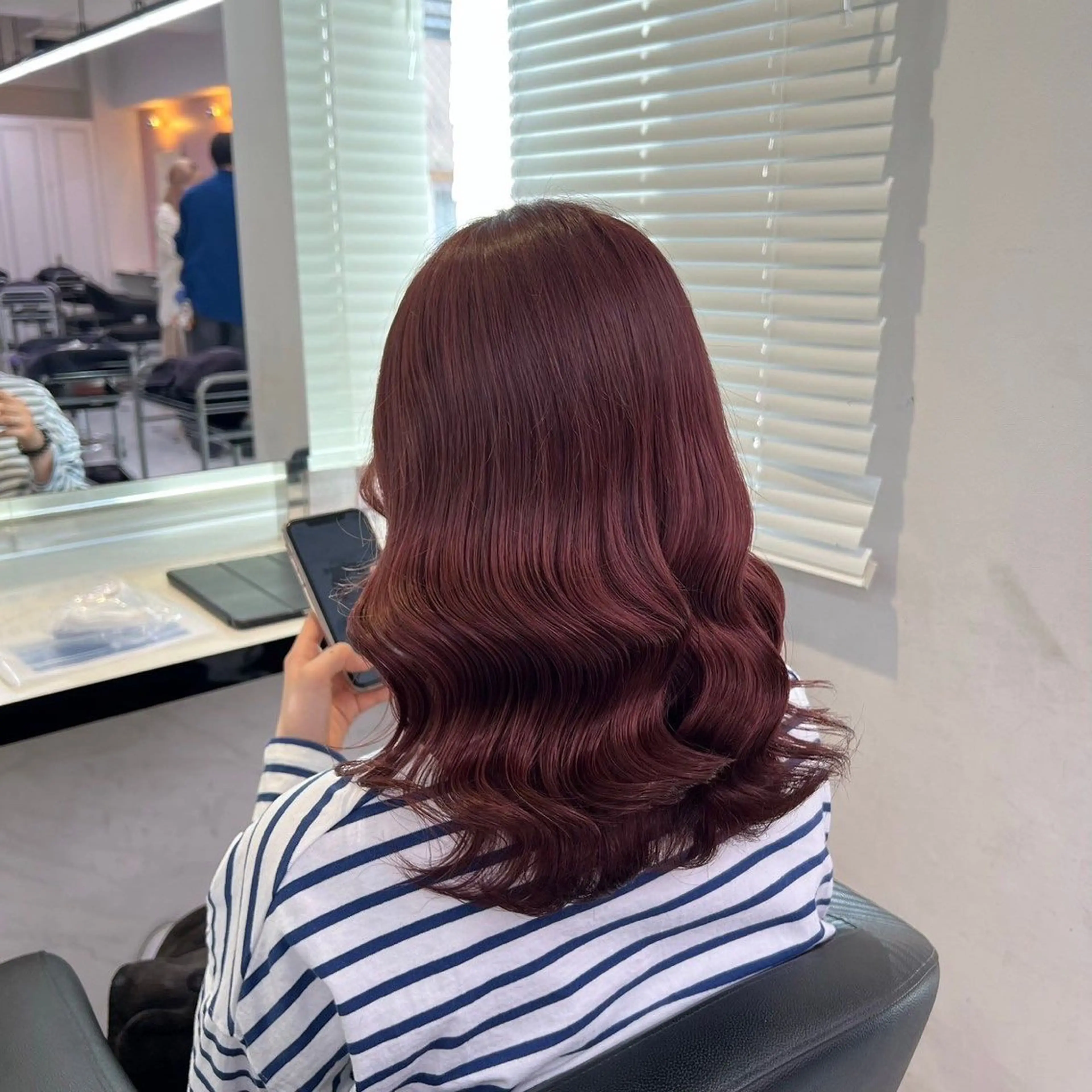 ロング カラー ヘアカラー トリートメント ヘッドスパ ヘアセット ♥️韓国風透明感 暖色misa♥️のヘアスタイル