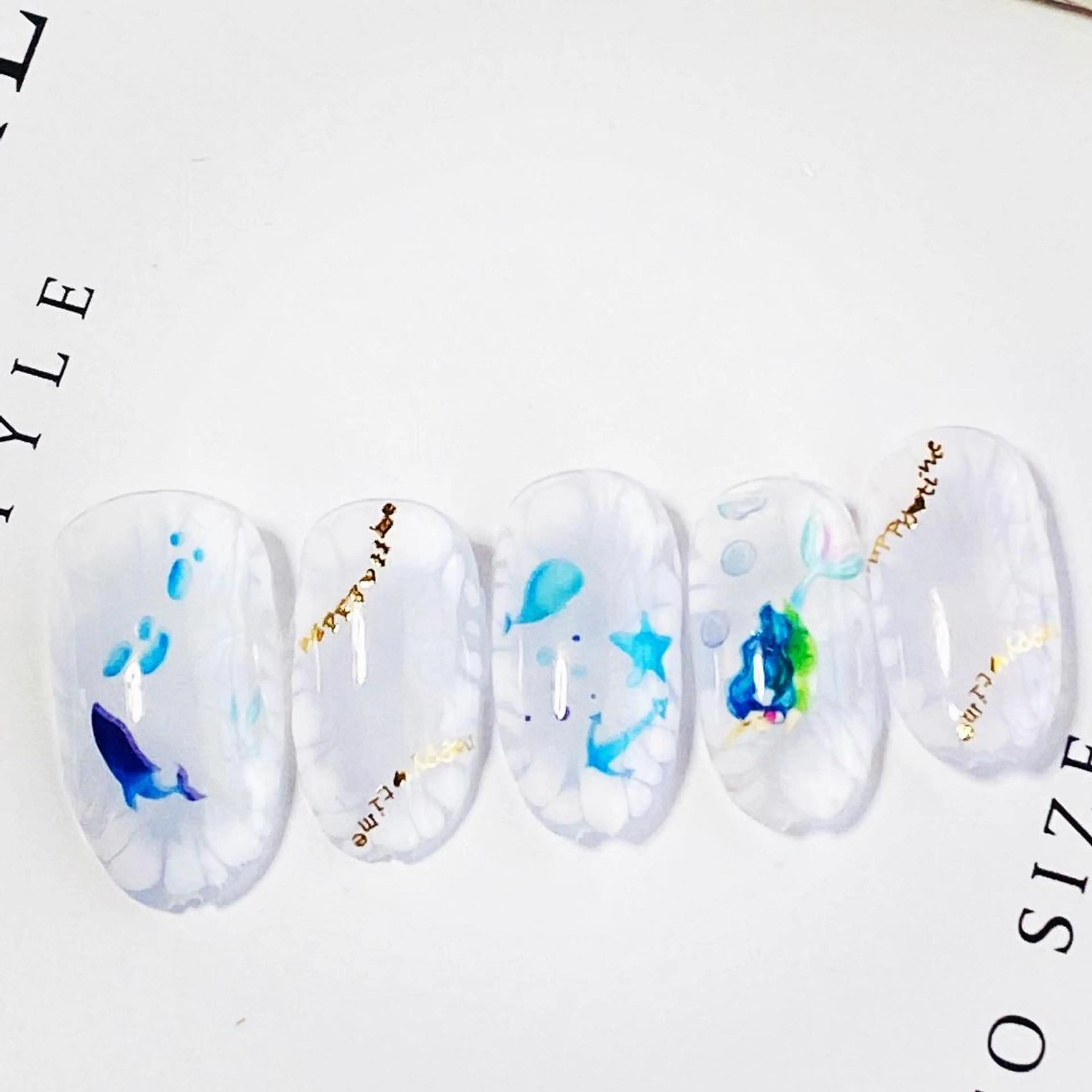 ネイル ブルー ホワイト 自宅ネイルサロン ♦️nuance♦️のネイルデザイン