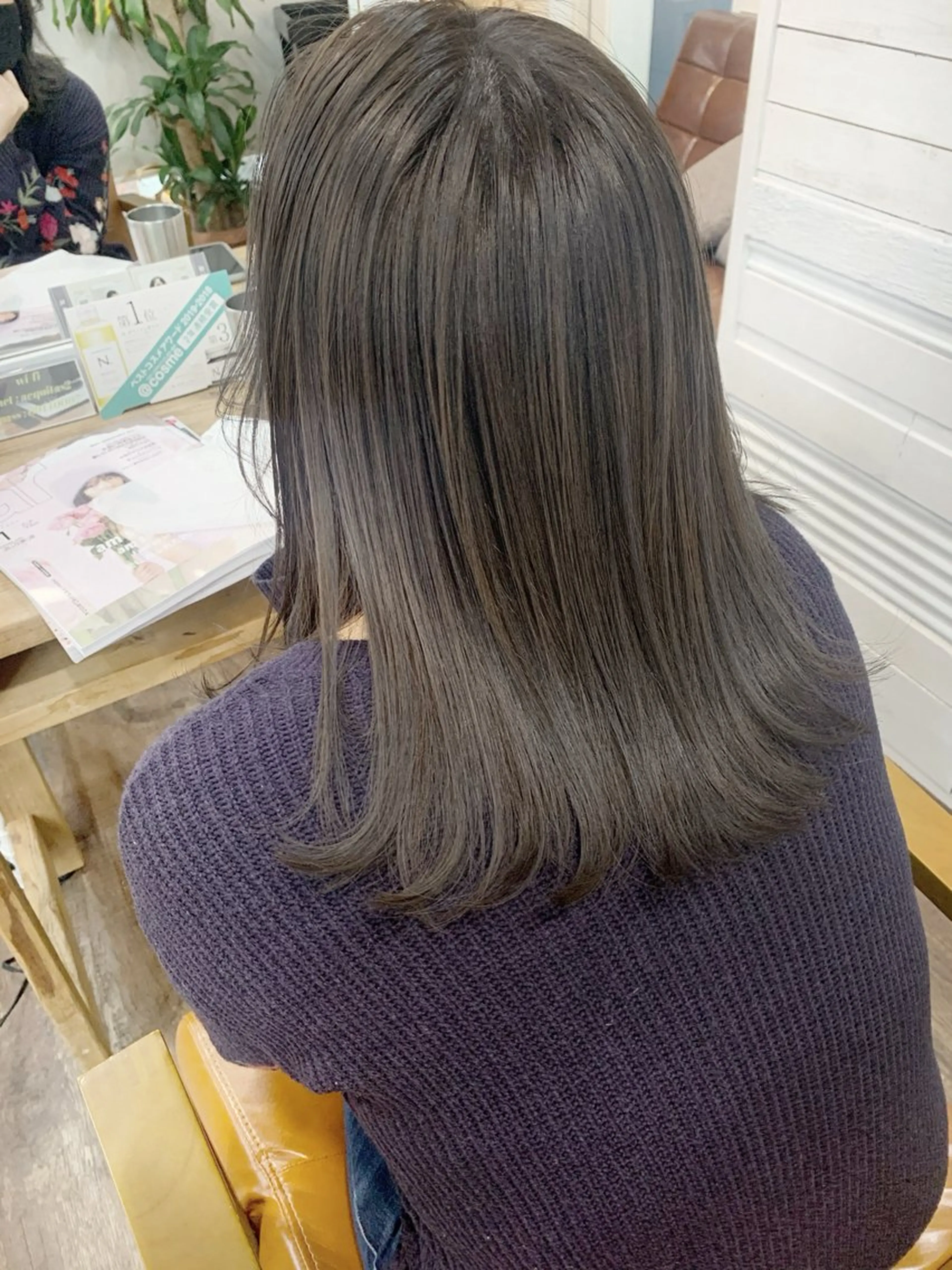 【🪨暗くしながらダメージケアしたい方🪨】似合わせカット+イルミナカラー+2step トリートメントの写真