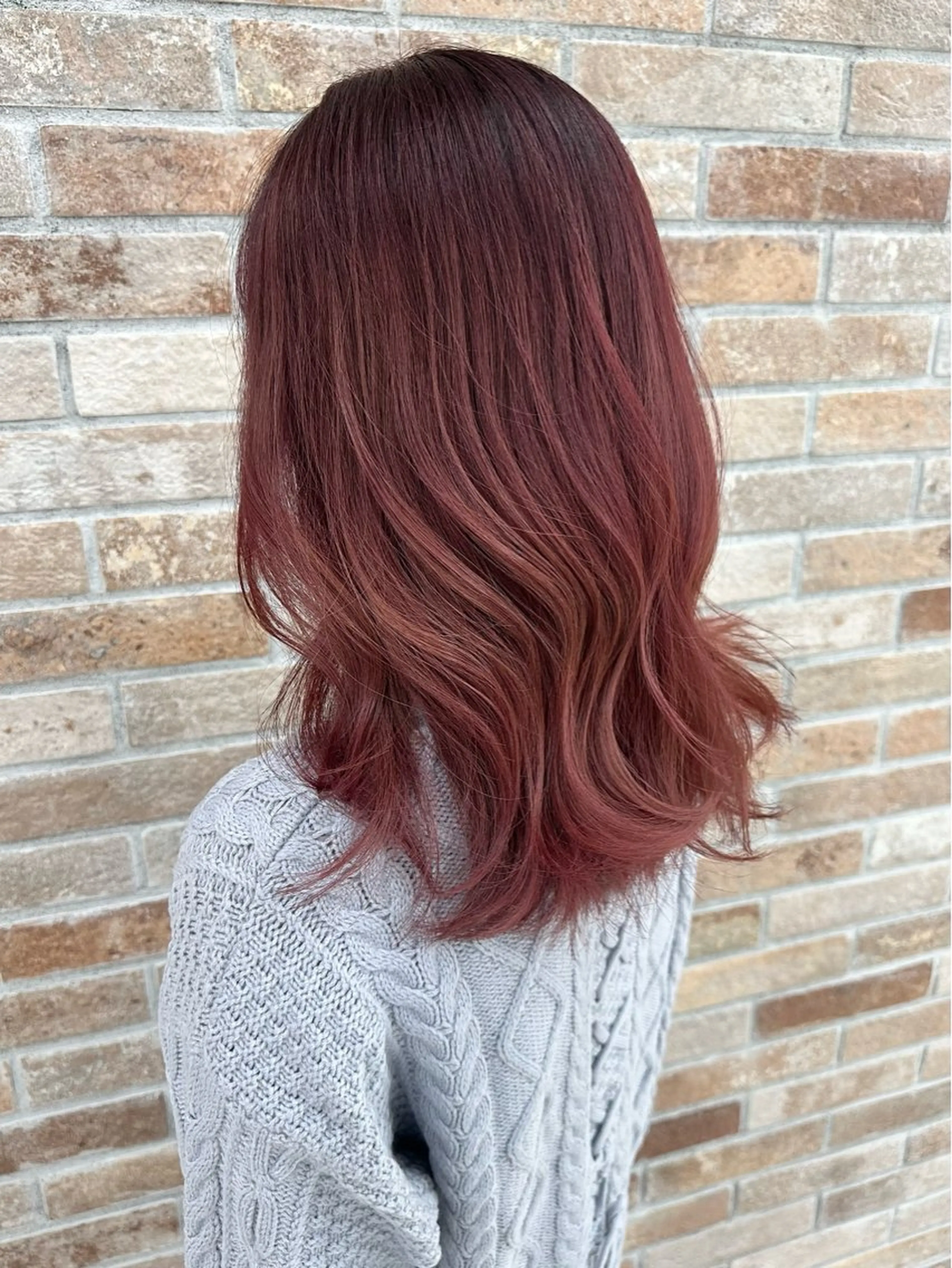 ロング カラー ブリーチ レッドカラー 齋藤 らいのヘアスタイル