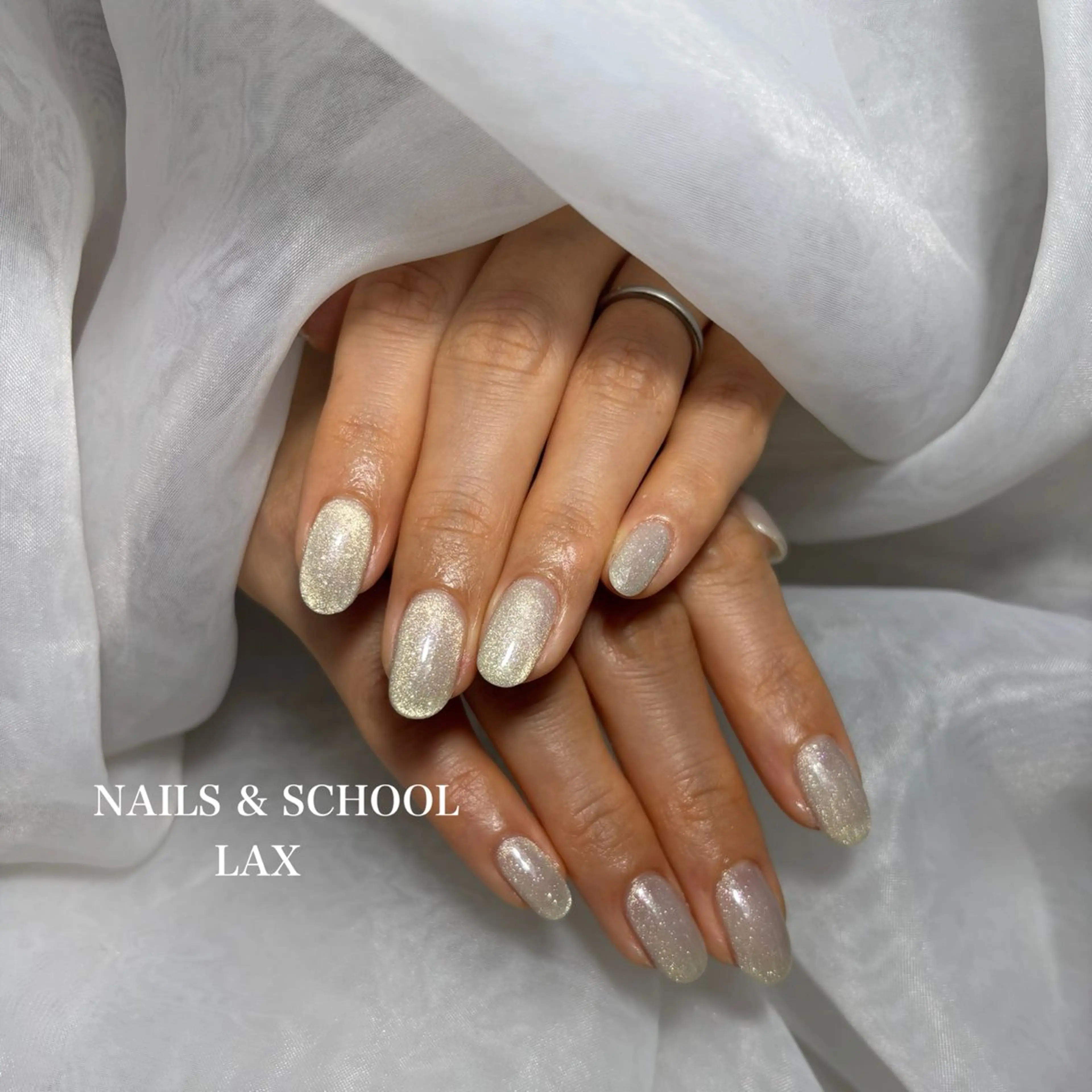 ミディアム Ｏ. HARUKAのネイルデザイン