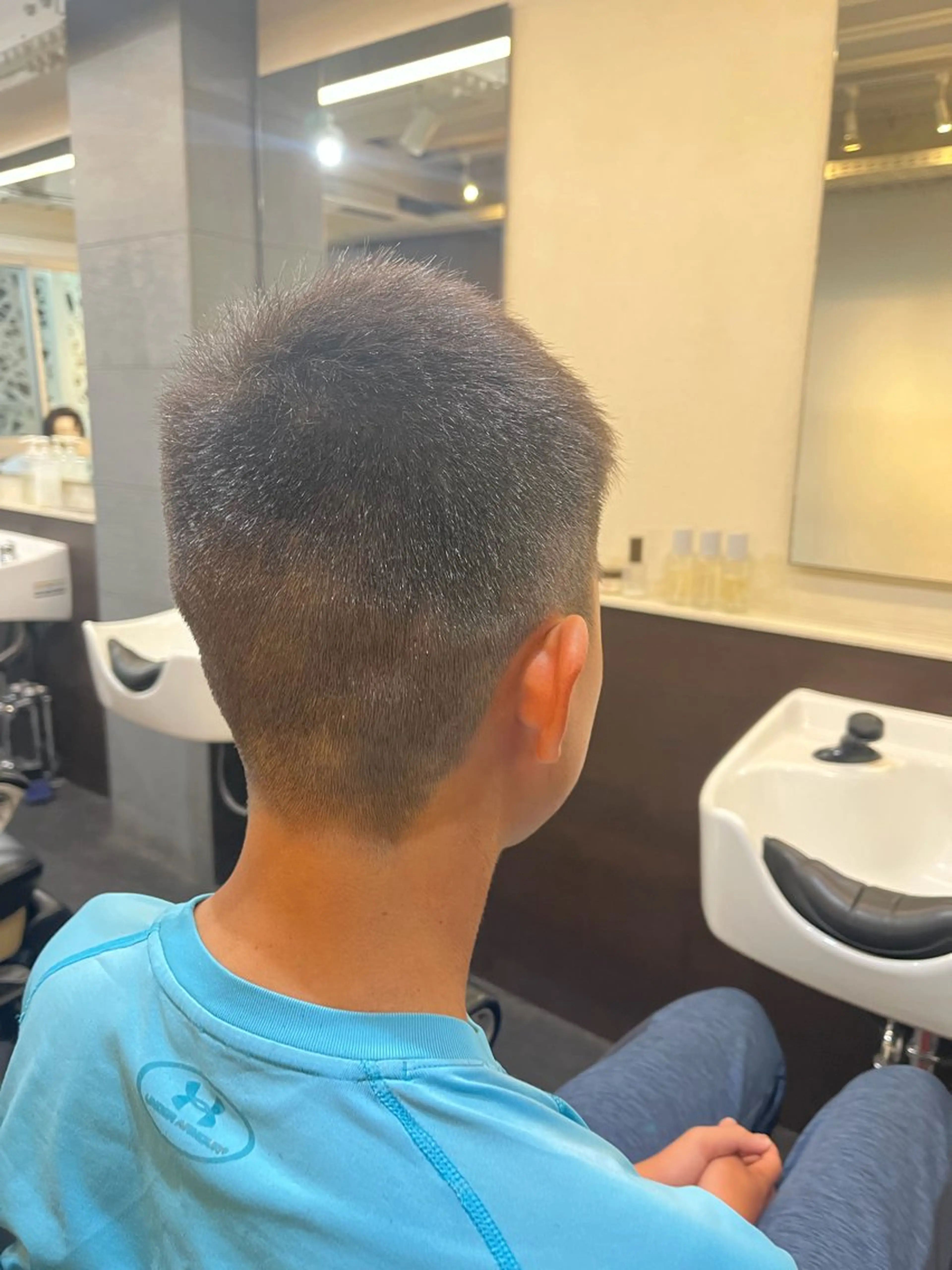 メンズ 刈り上げ カット 鈴木 悠斗のヘアスタイル