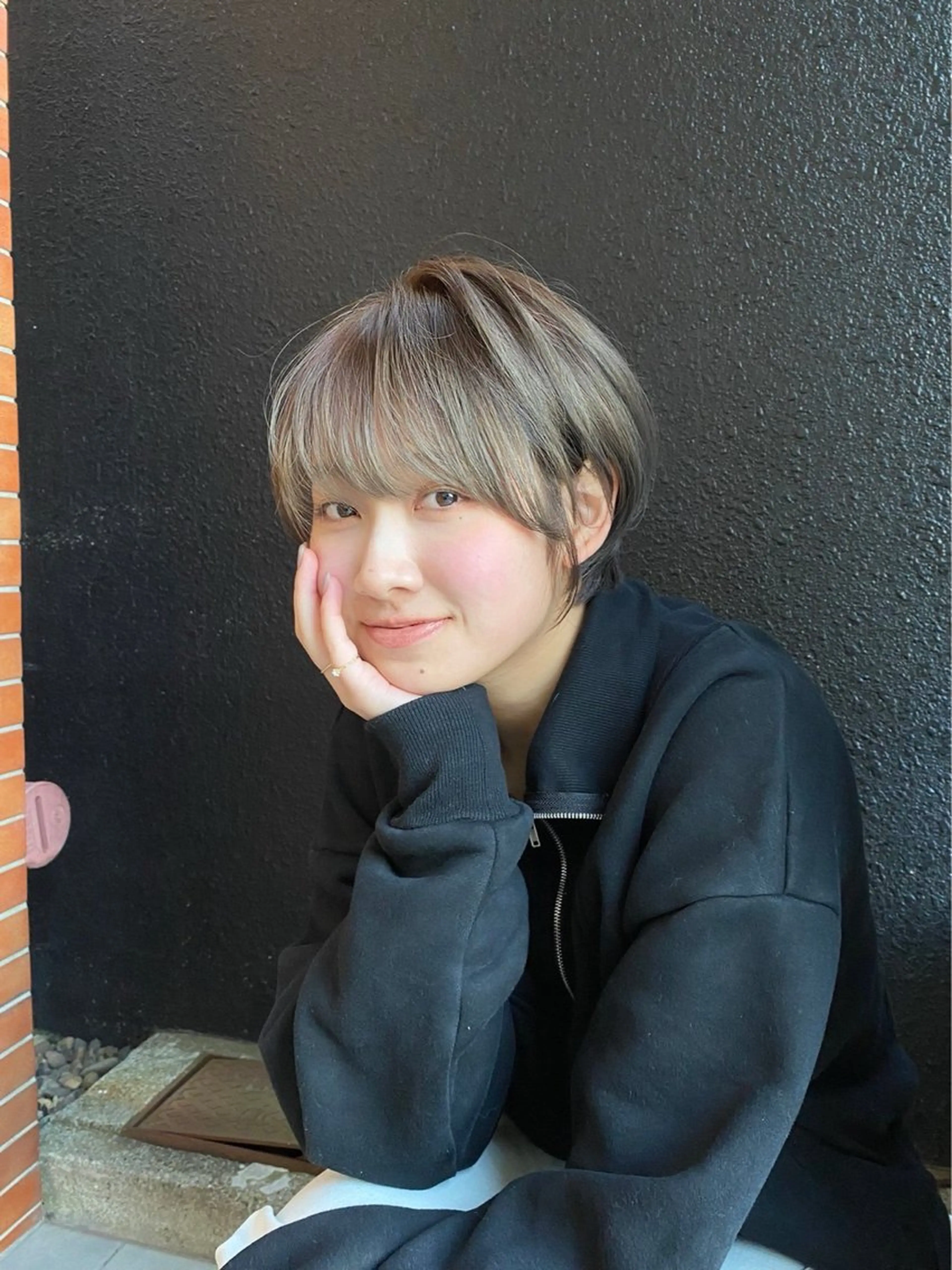 ショート カラー カット ヘアカラー トリートメント ✂︎cadre✂︎ 🪶かまだれいし🪶のヘアスタイル