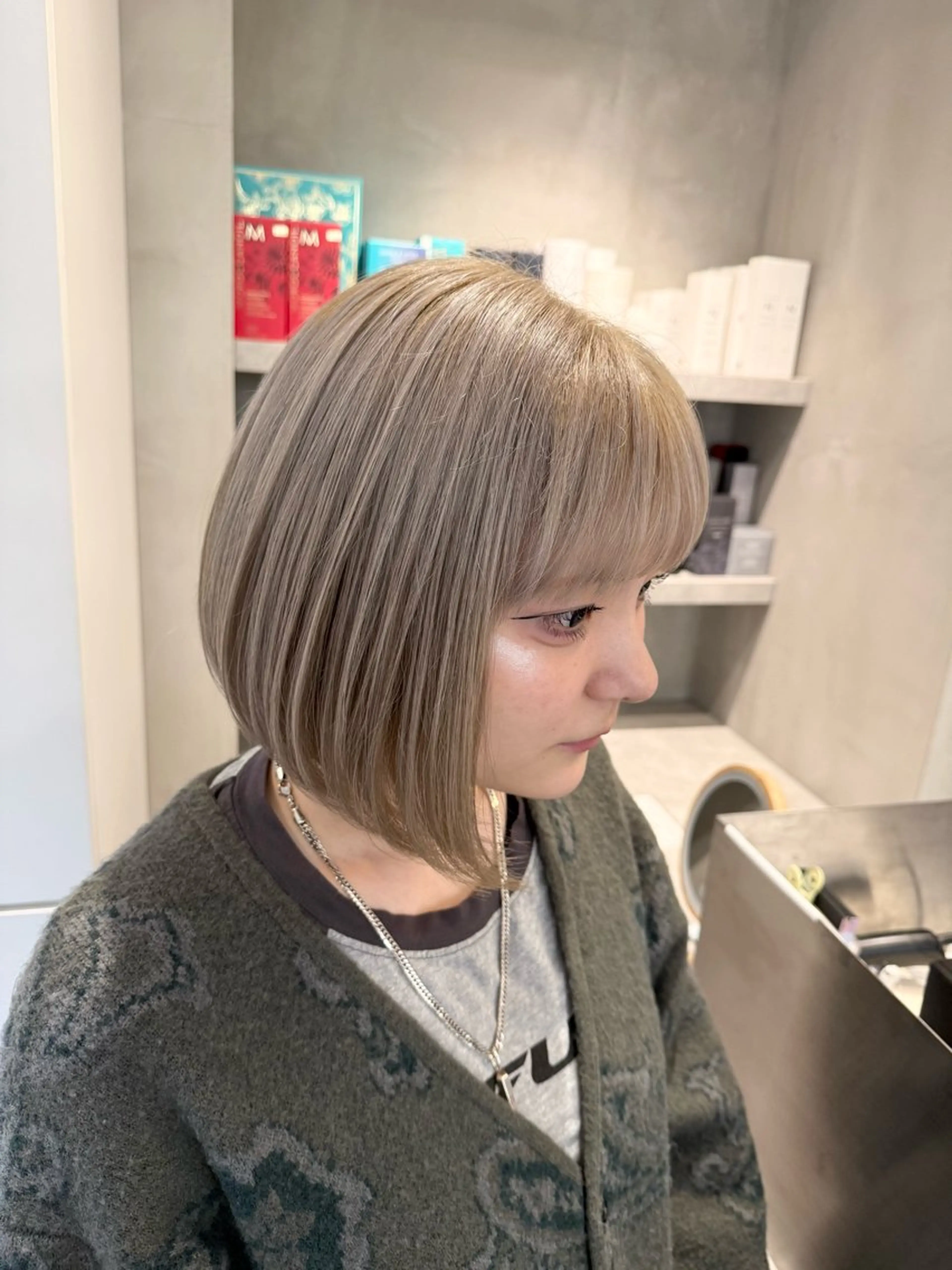 カラー 🐖 やぶたはるや🐖のヘアスタイル