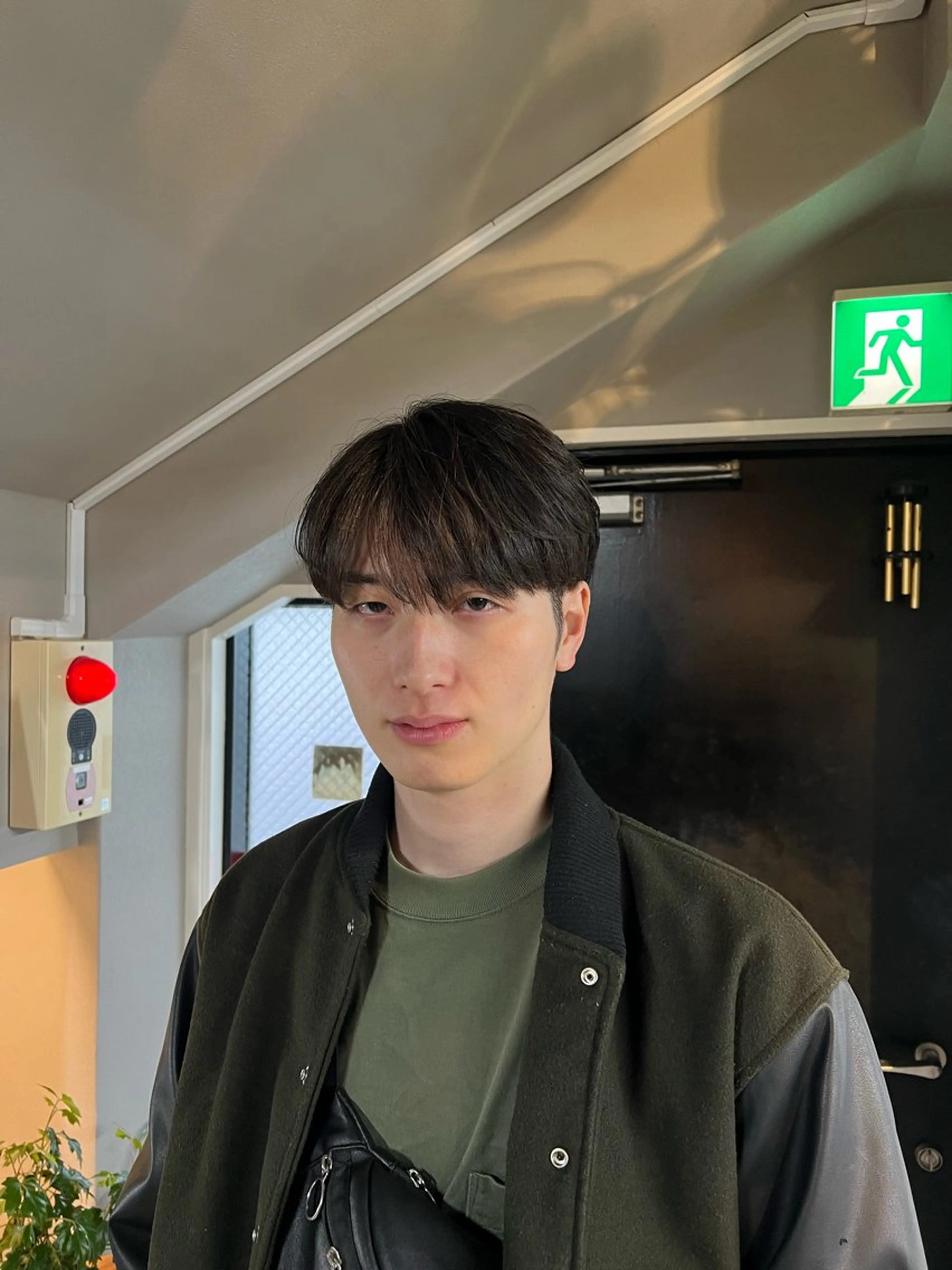 ショート パーマ メンズ 艶カラー/ツイスパ/ 無造作パーマ　久保のヘアスタイル