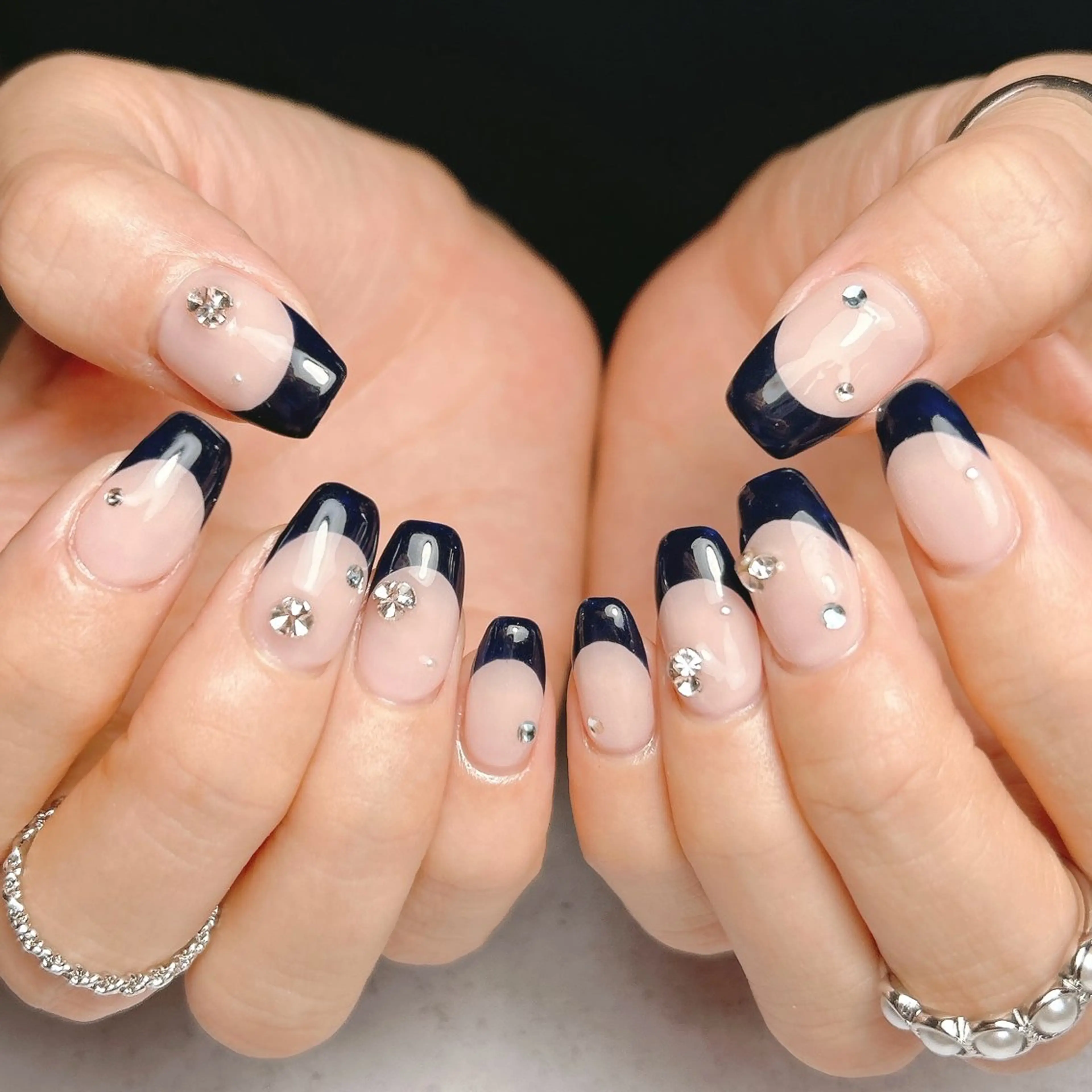 【フレンチネイル】お上品な手元に仕上がる♪/カラーどれでも選択可◎の写真