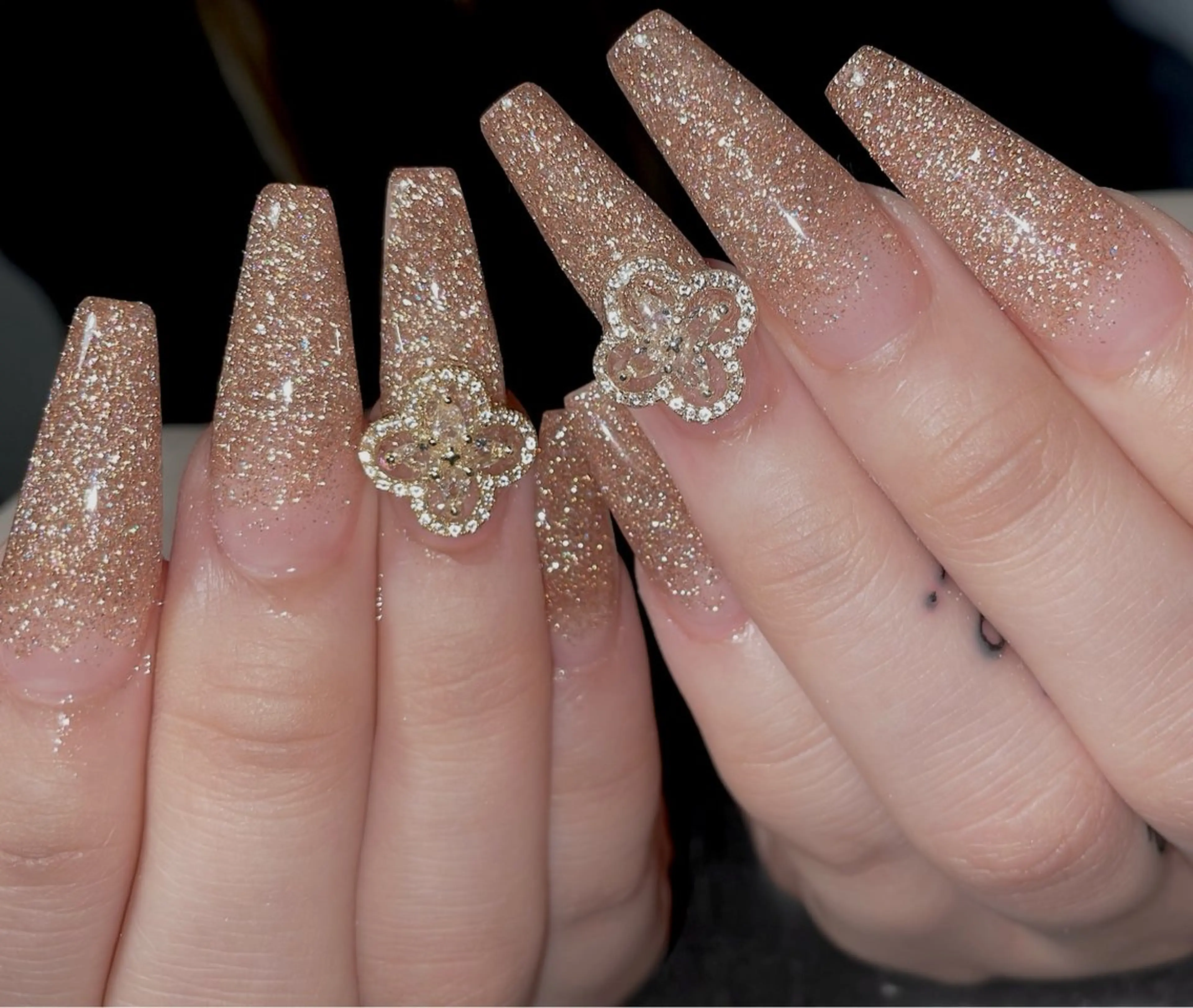 ネイル Spiky とうげ ふうかのネイルデザイン