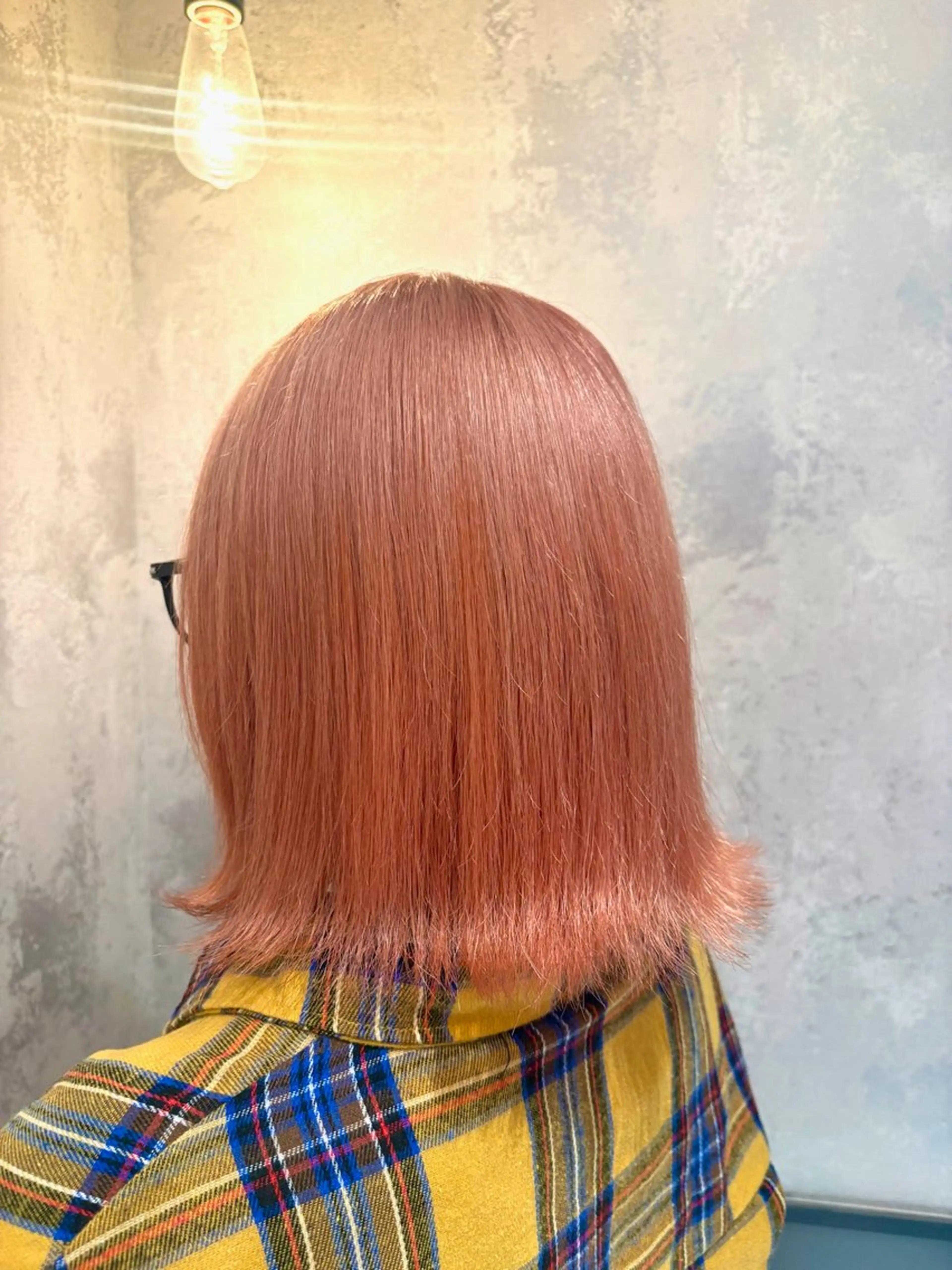 ミディアム ヘアカラー 向山 月雫のヘアスタイル