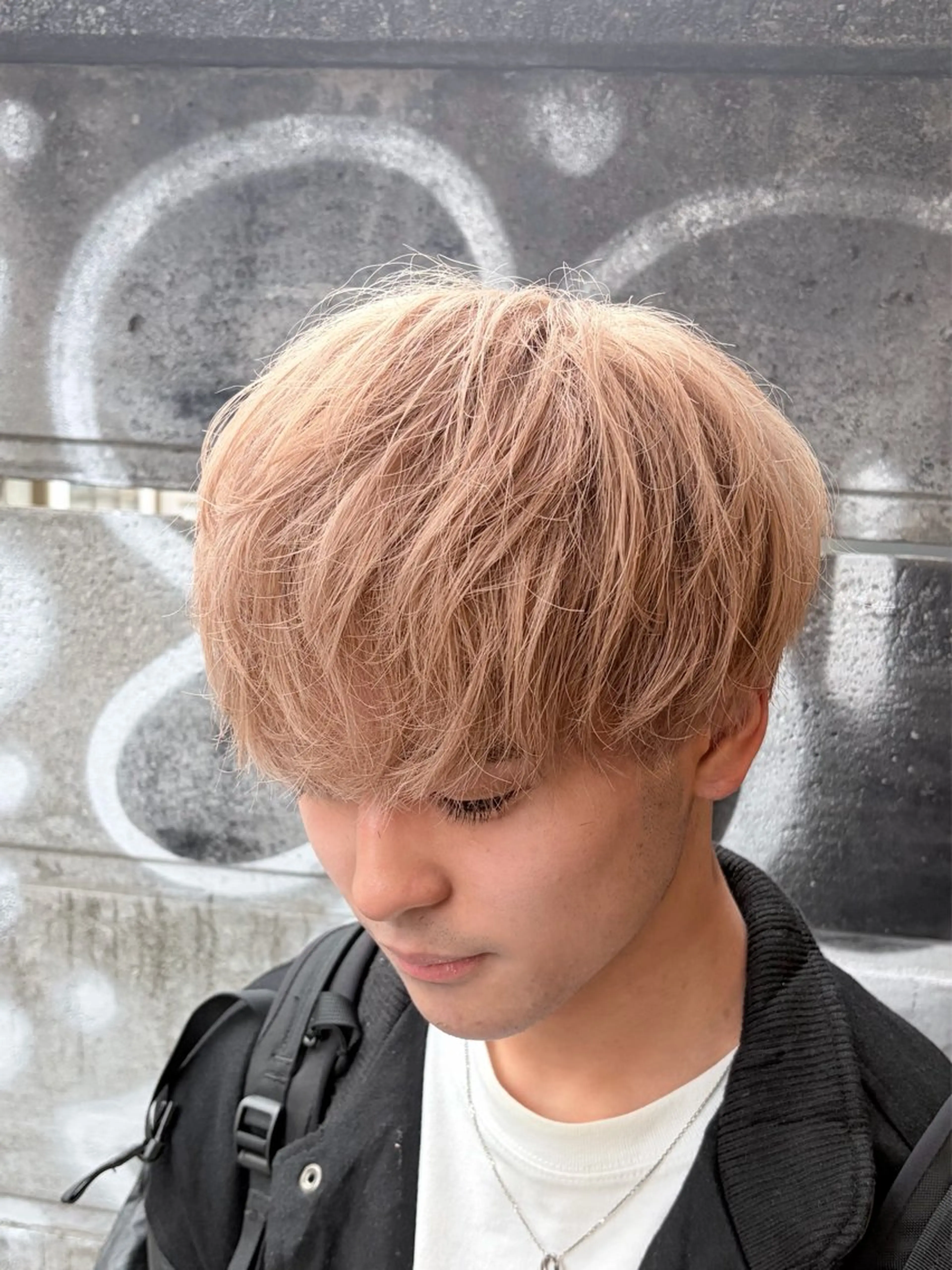 カラー メンズ カット ヘアカラー トリートメント ダブルカラー寒色系 ボリューム改善ハヤトのヘアスタイル