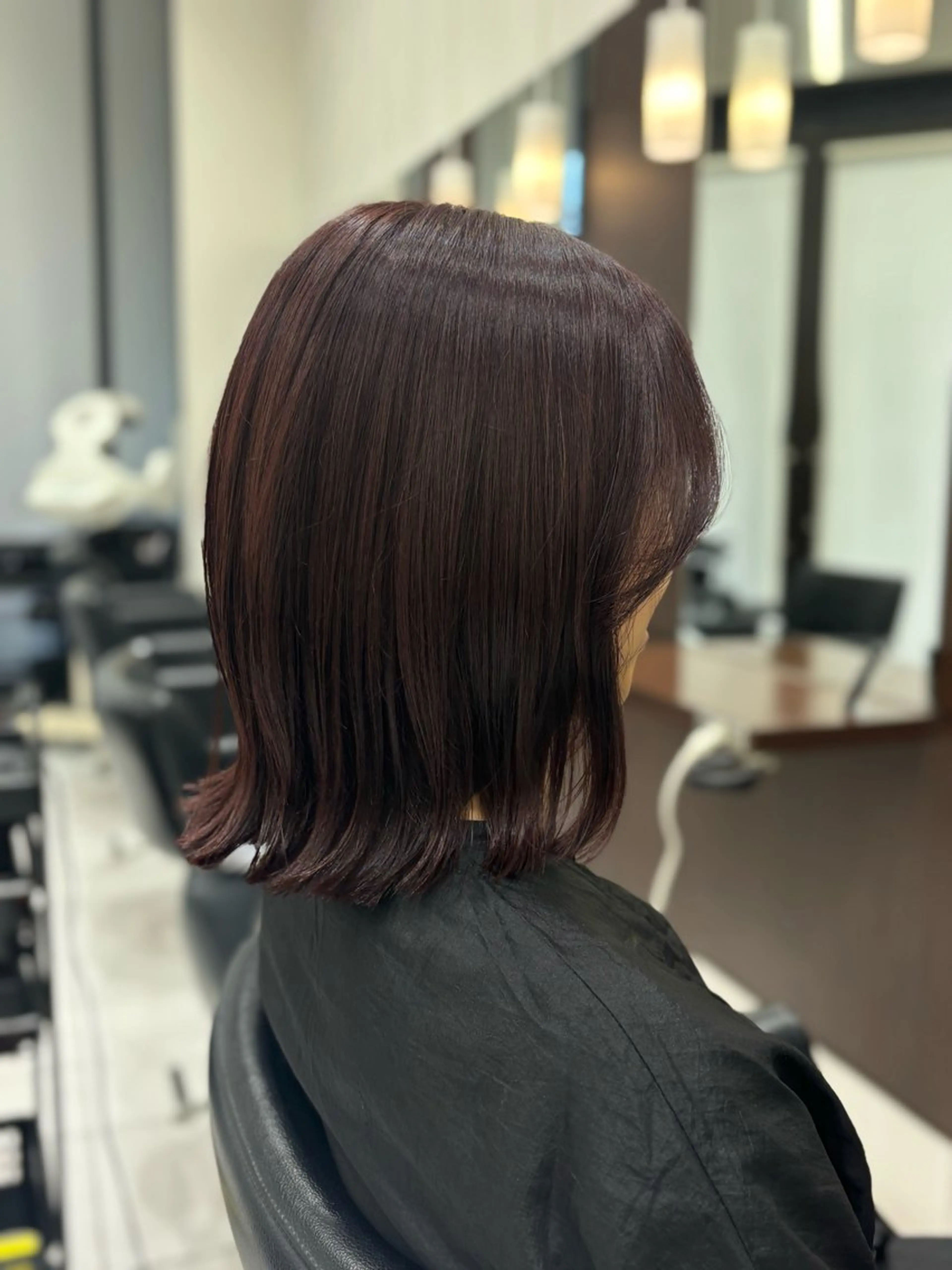 ミディアム 大根 凜子のヘアスタイル