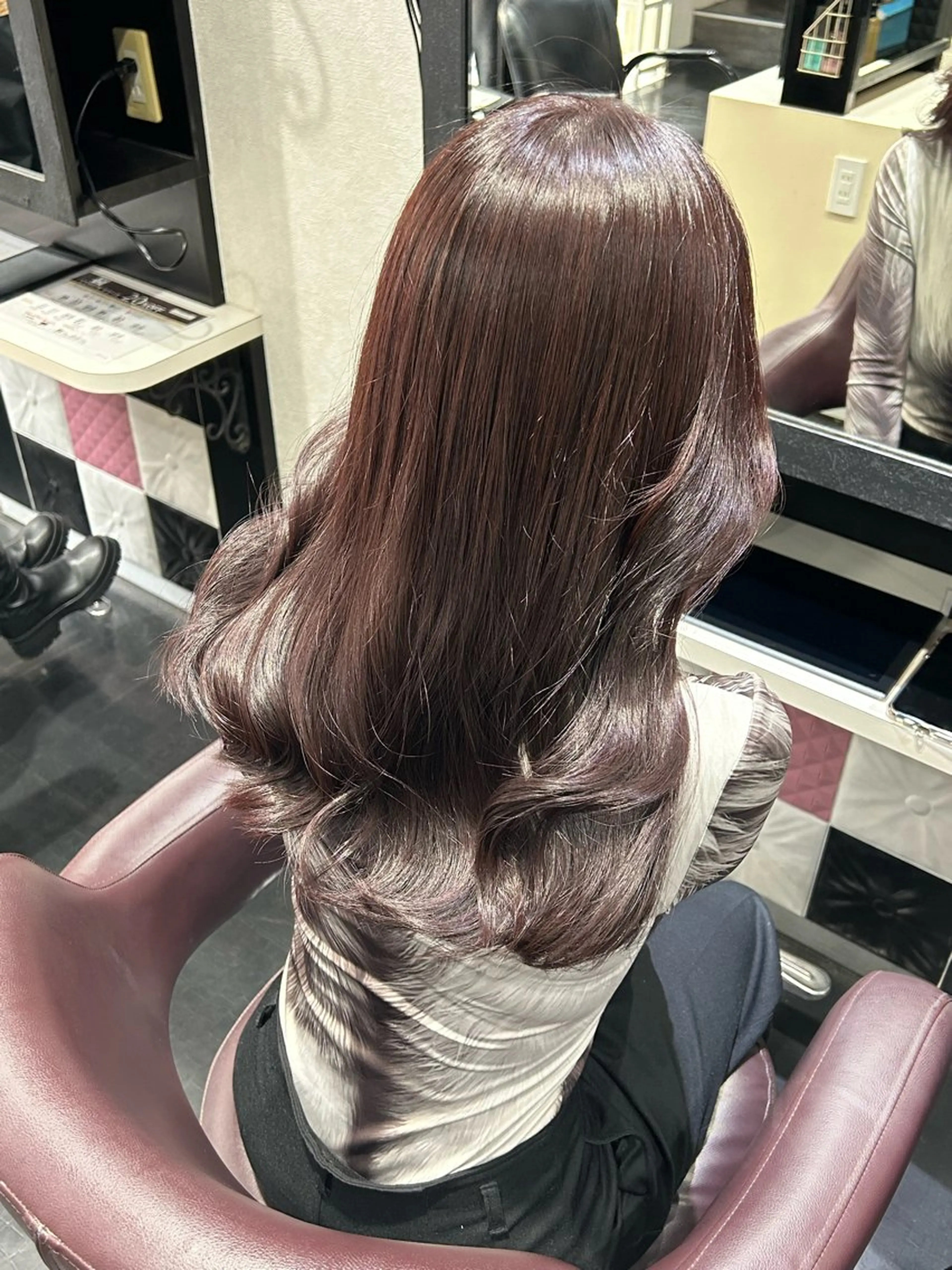 ロング カラー レッドカラー mizu kiのヘアスタイル