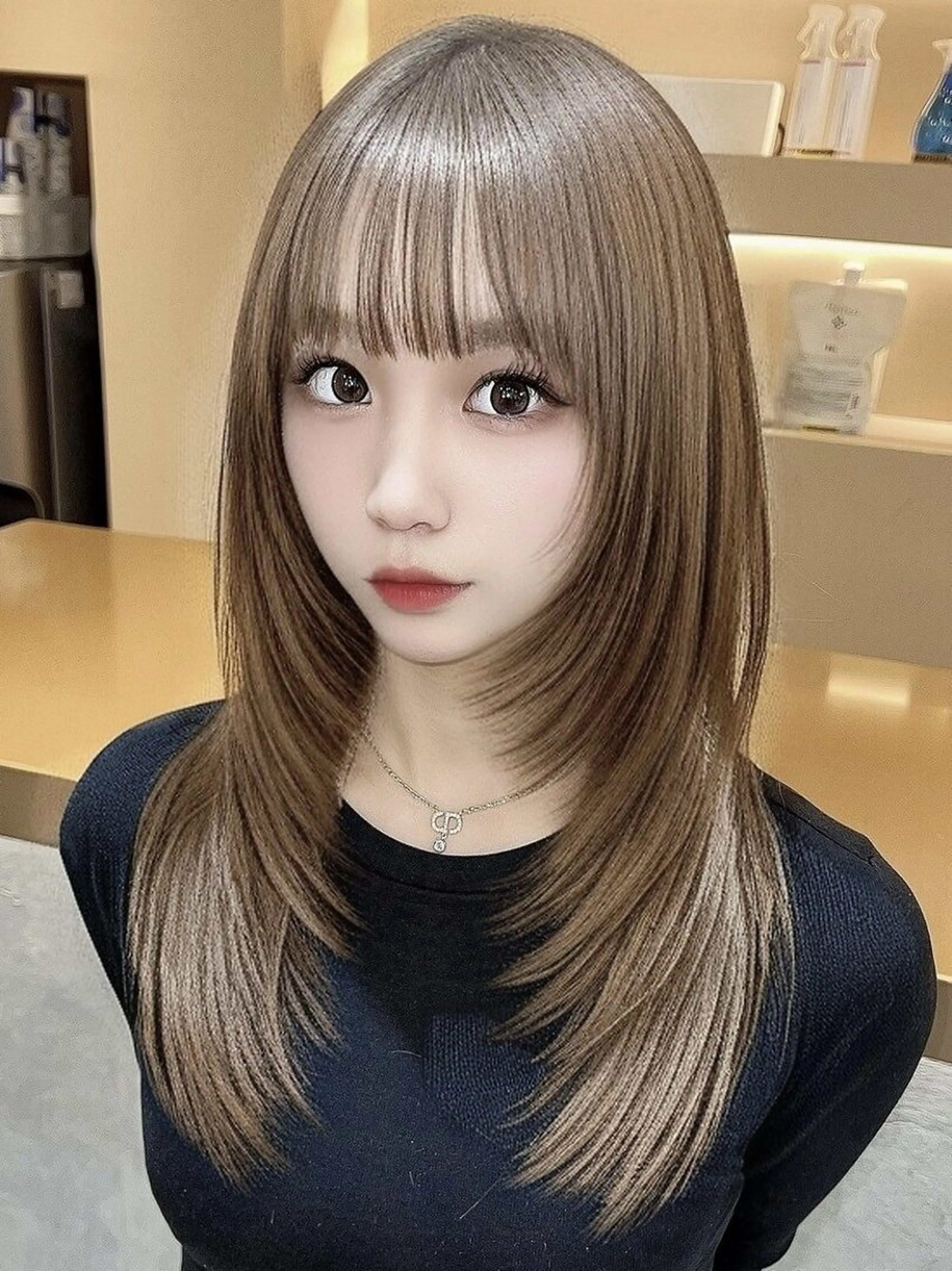 ロング ハッシュカット レイヤーカット 艶ハイトーン特化 tatsuのヘアスタイル