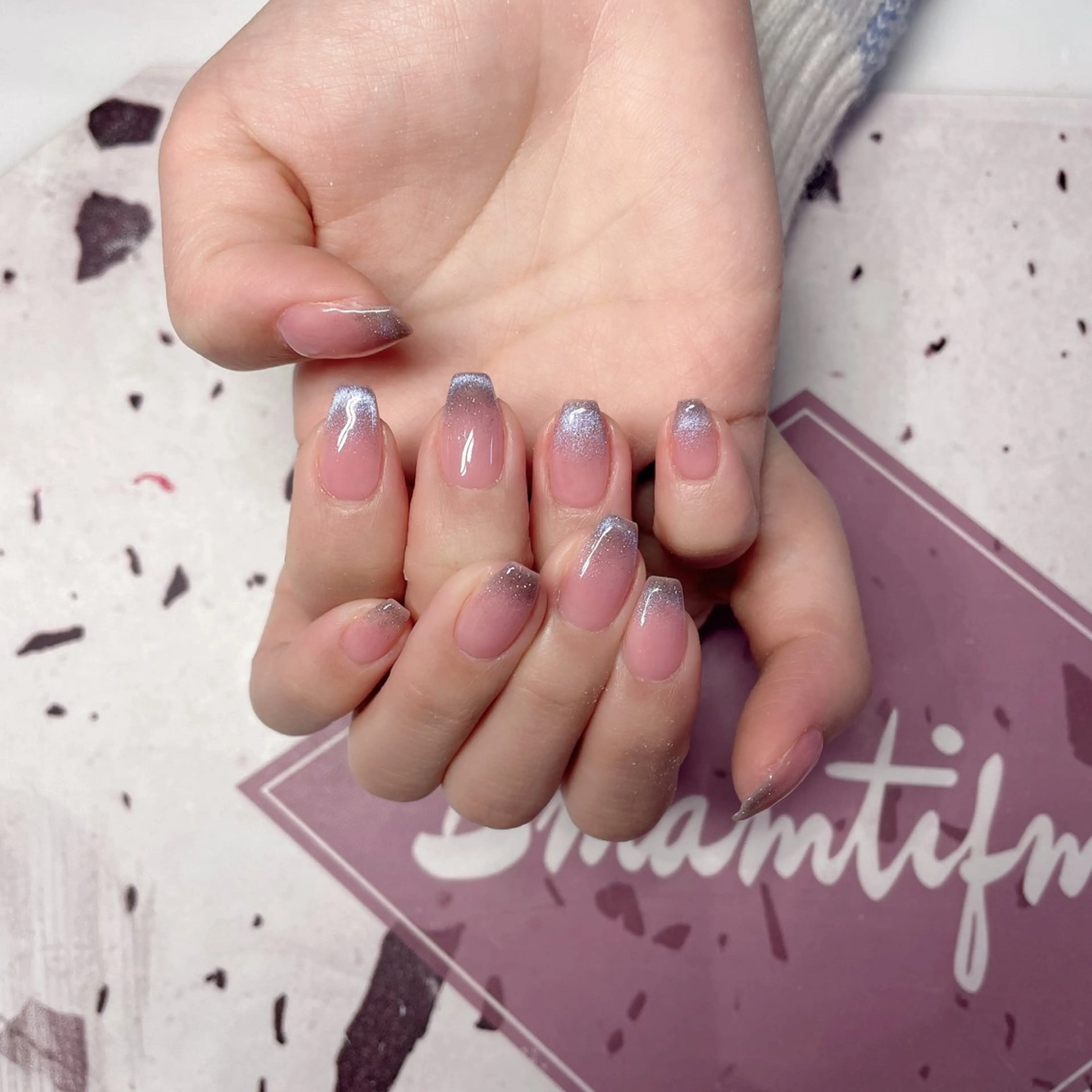 ネイル ハンドネイル H3 NAIL エミのネイルデザイン