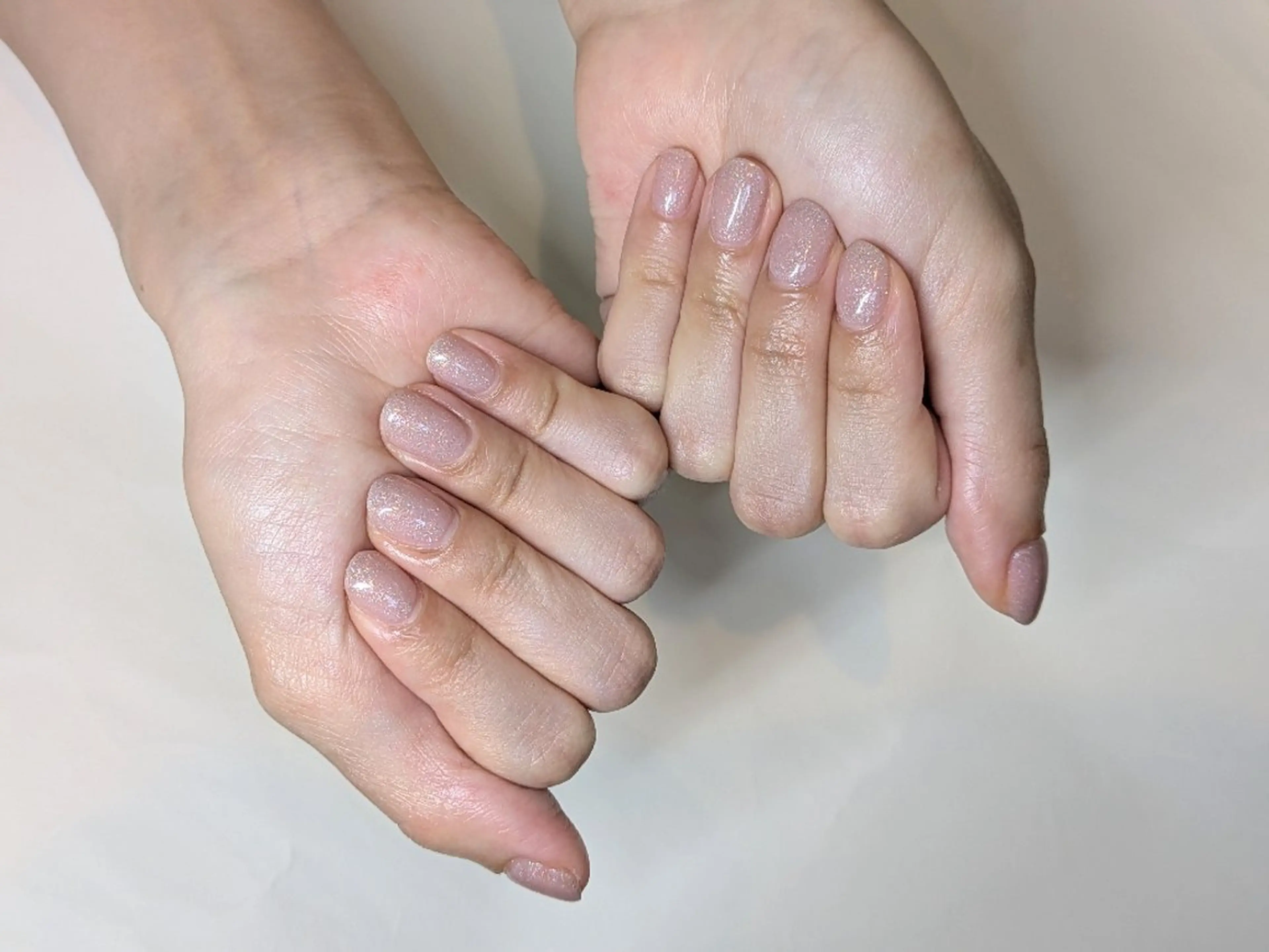 新規 16時までのご予約 ハンドネイル　ワンカラーorマグネット（オフあり）ケア込みの写真