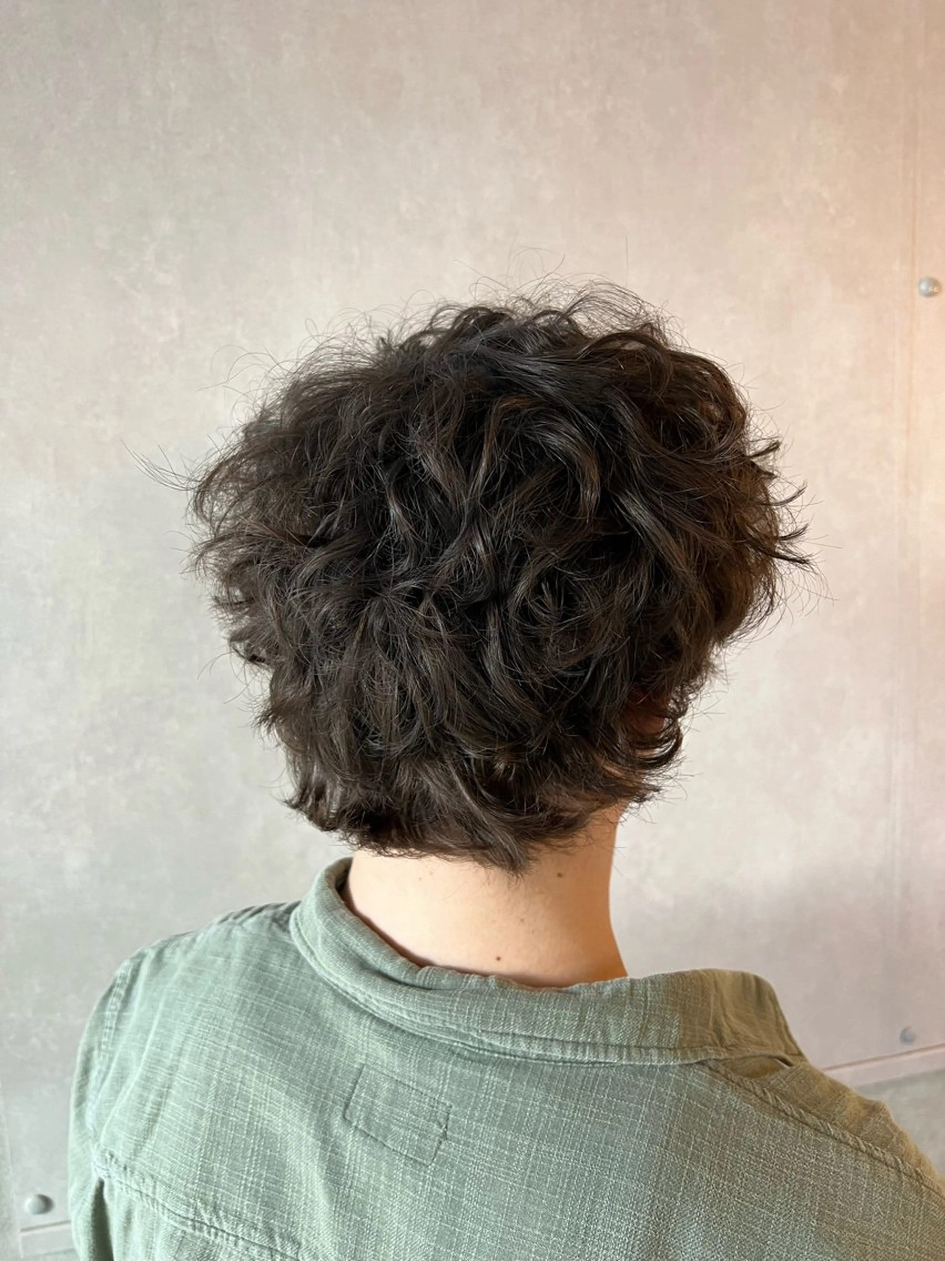 パーマ メンズ メンズパーマ 💜髪質改善/ 艶カラー/ミナ🩷のヘアスタイル