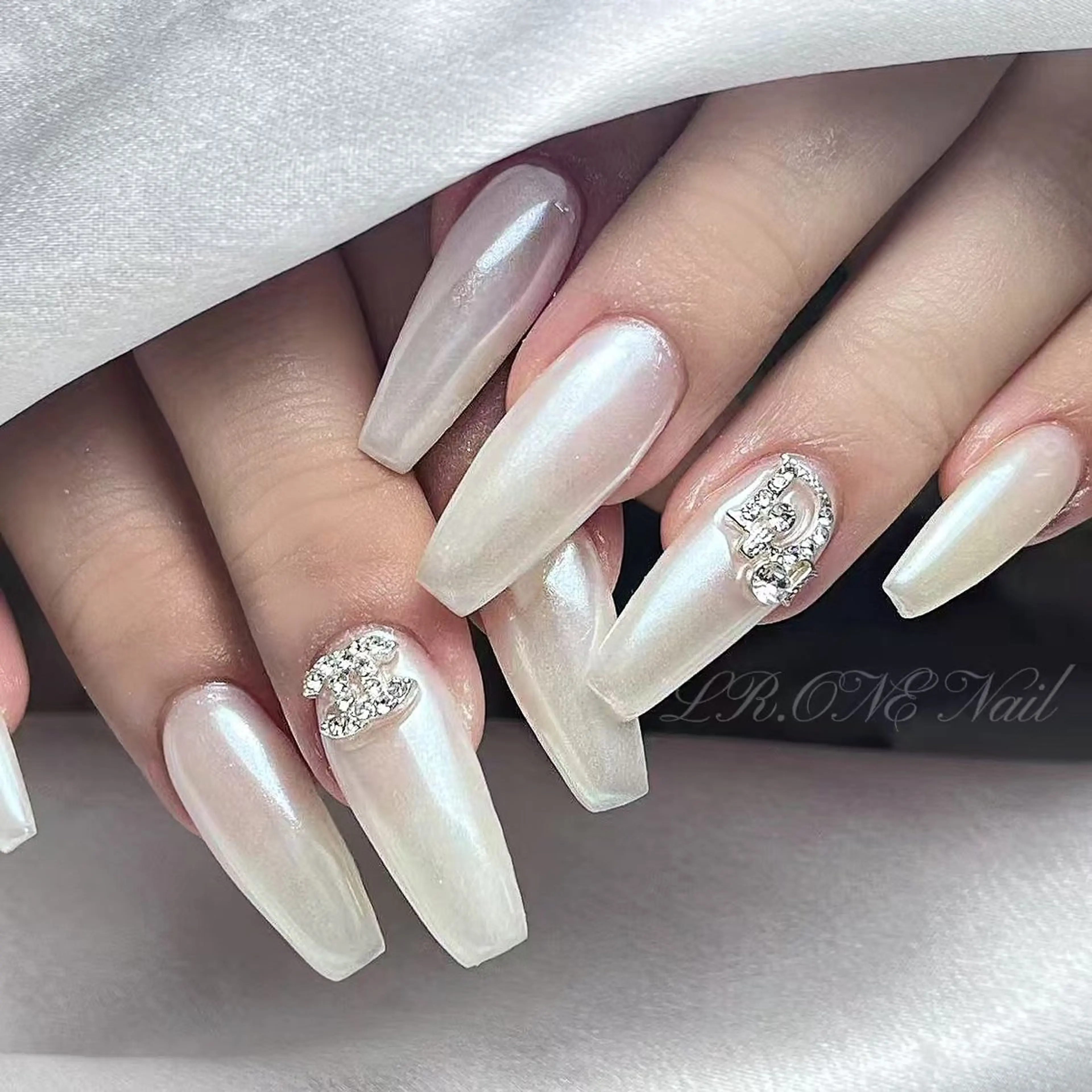 ネイル LR.ONE ヨウのネイルデザイン