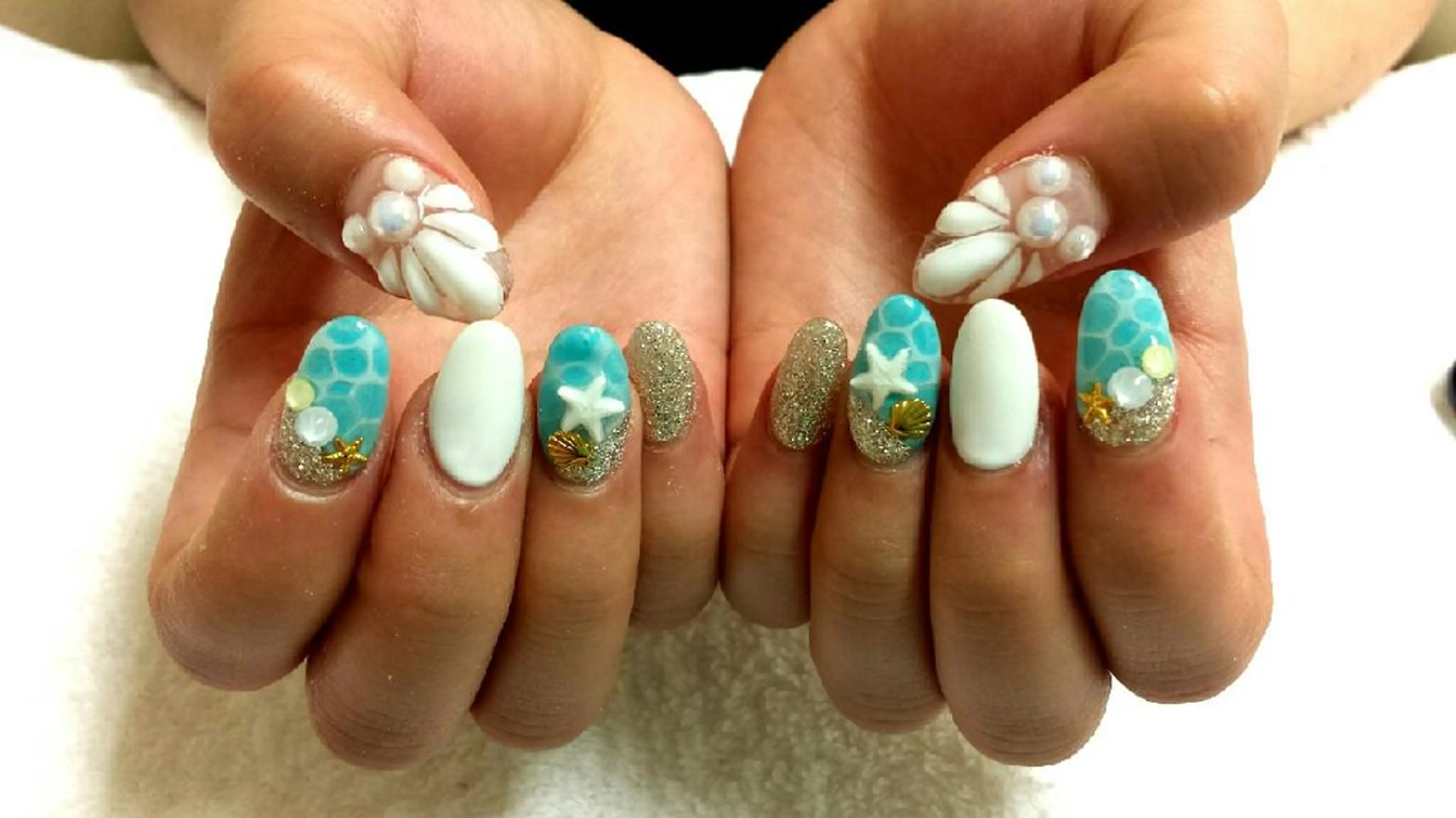 ネイル 河野ちえ (雑誌掲載サロン)のネイルデザイン