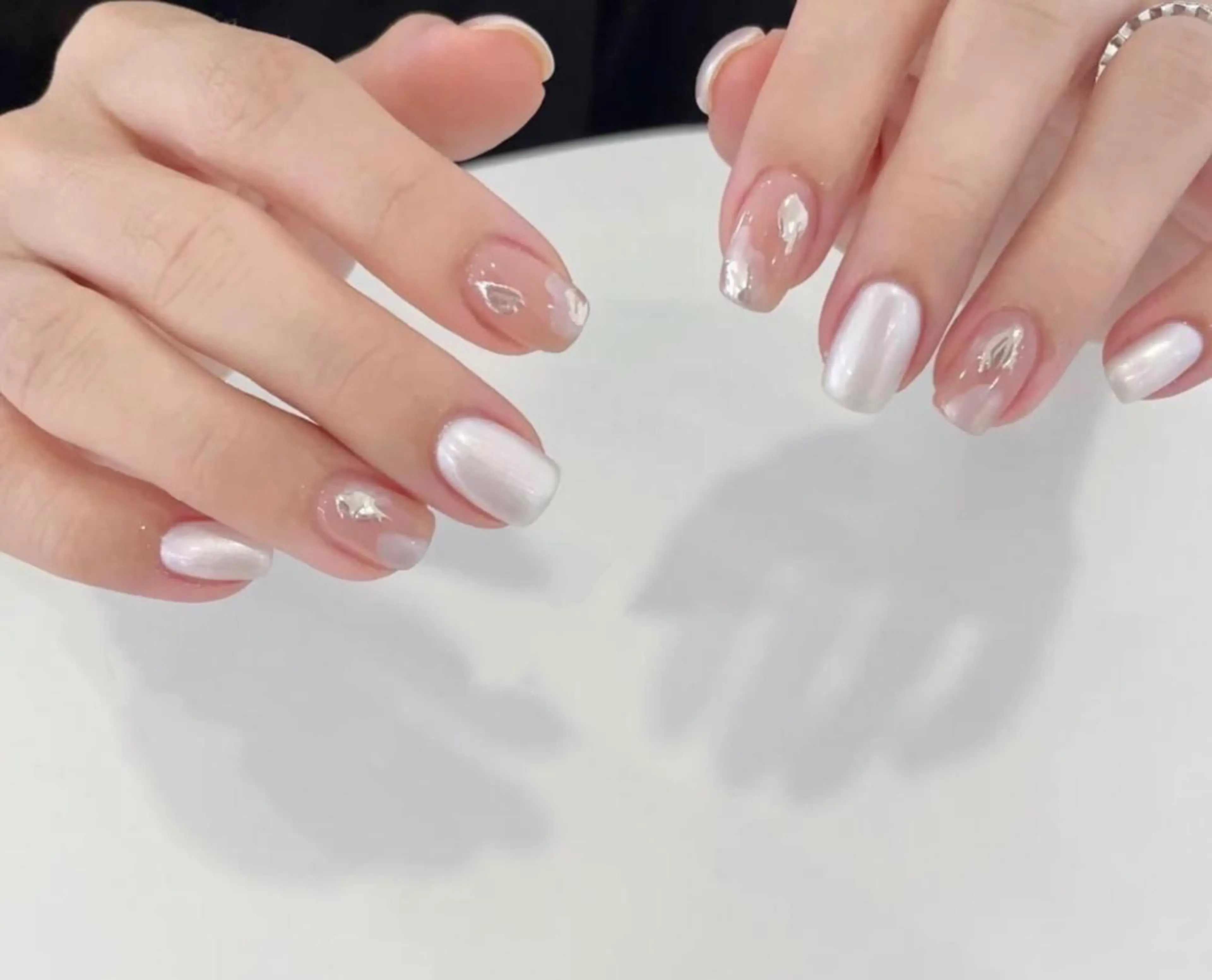 ネイル miu miuのネイルデザイン