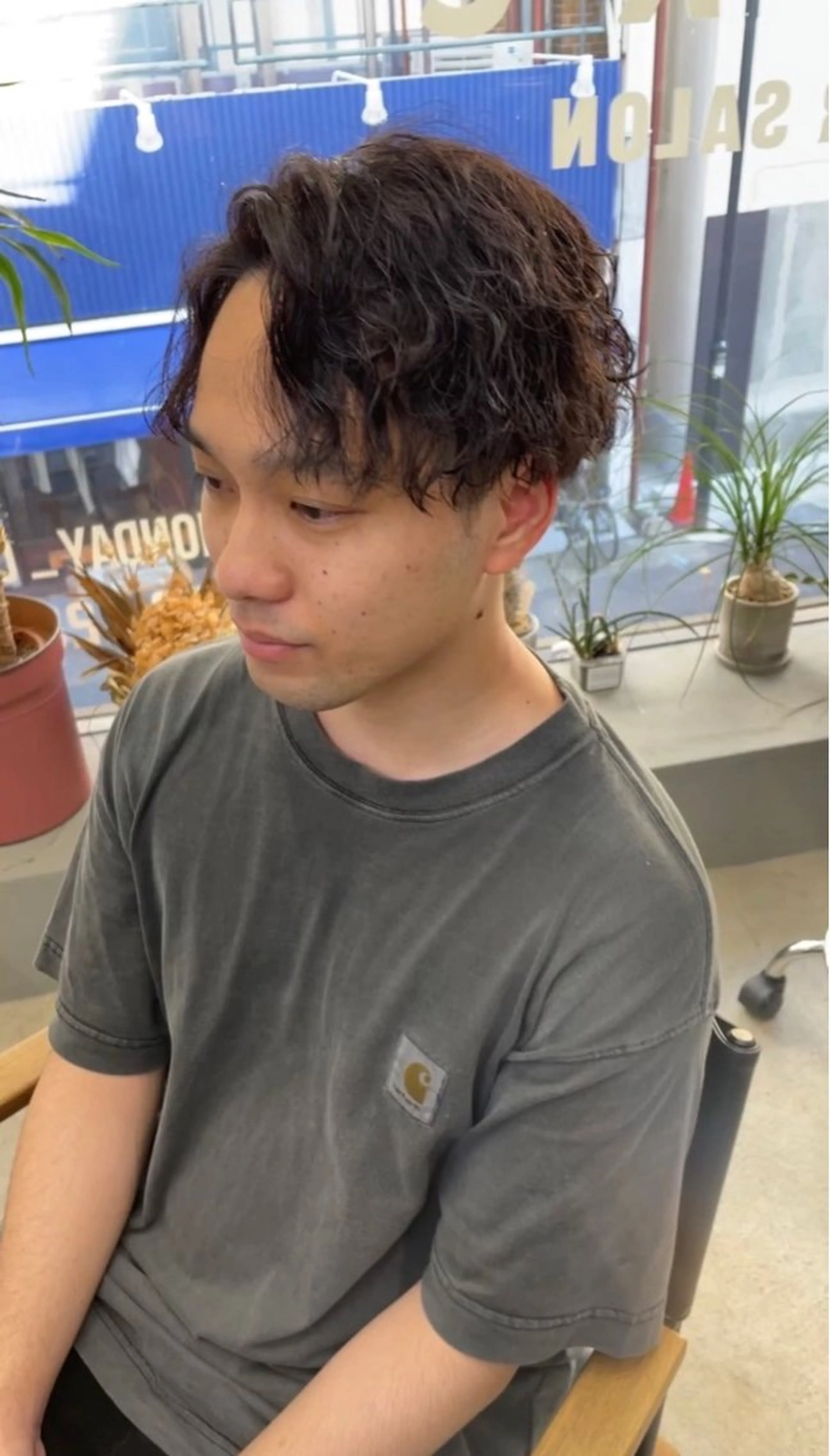 ミディアム パーマ メンズ メンズ専門サロン wokeのヘアスタイル