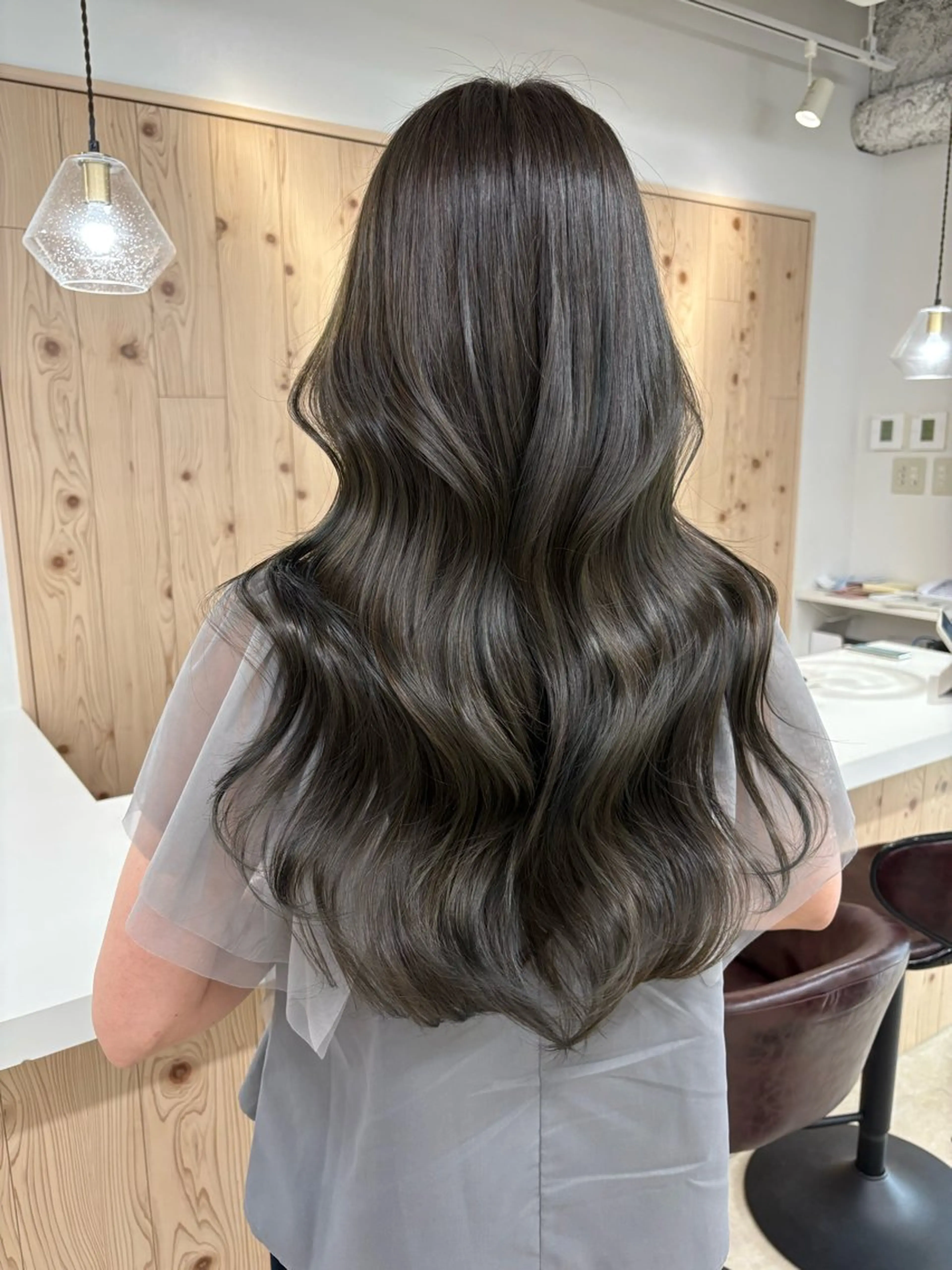 ミディアム カラー カット ヘアカラー トリートメント ヘアセット 新宿/韓国ヘア/ 髪質改善ストレートのヘアスタイル