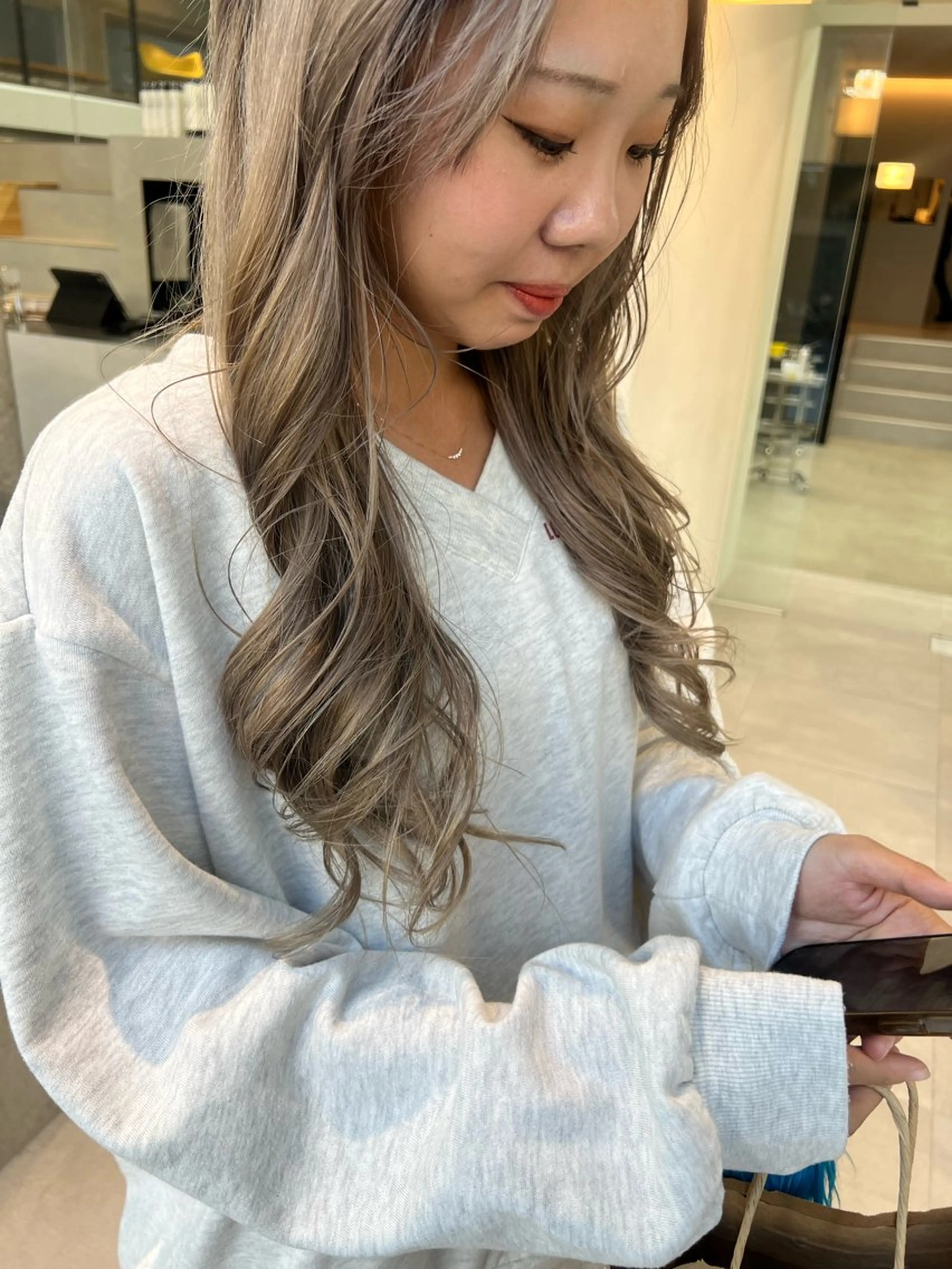 ロング カラー ブロンド カット ヘアカラー トリートメント 吉沢遣人/レイヤー 艶カラー/抜け感のヘアスタイル