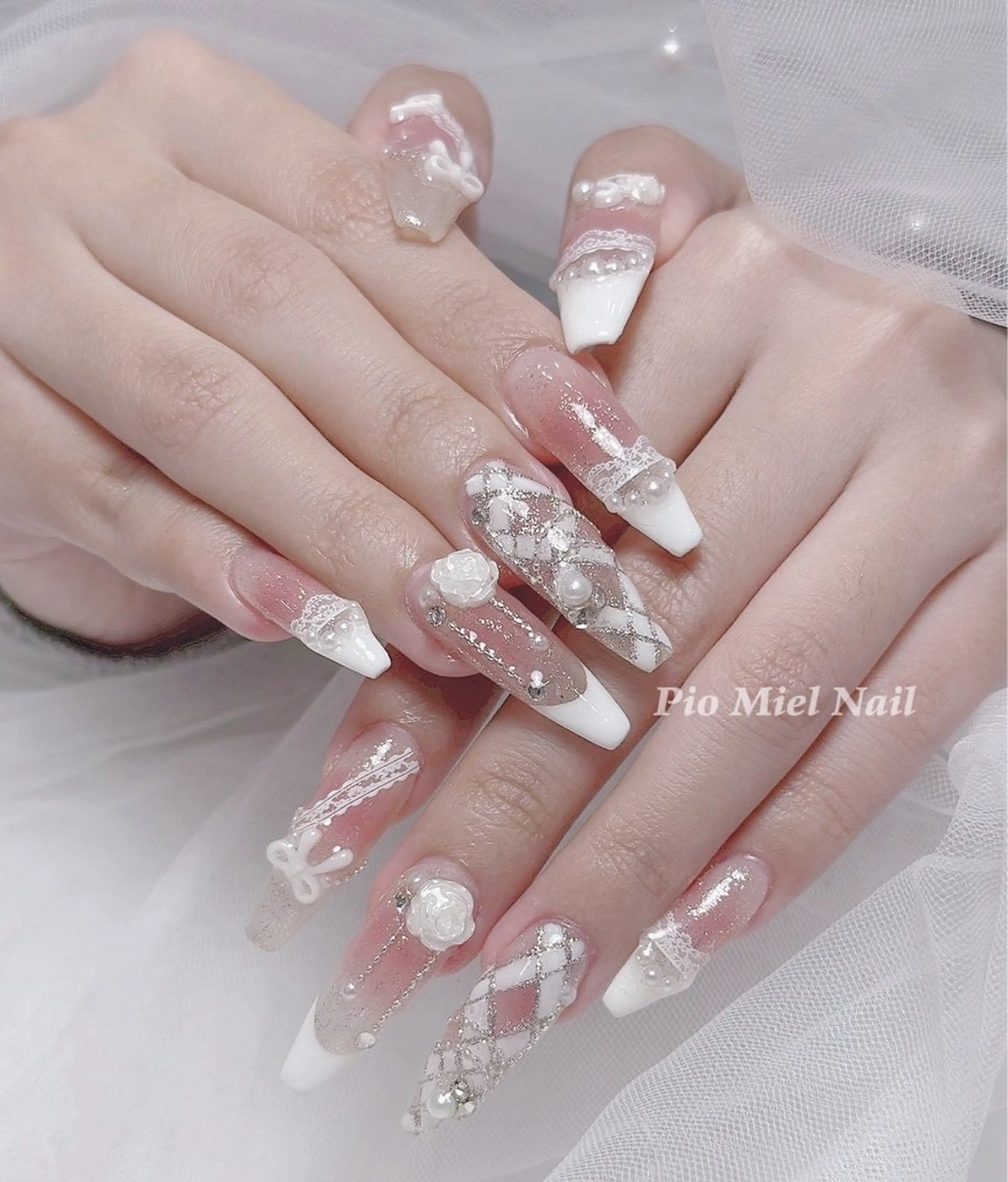 ネイル ハンドネイル HANA 長さだしのネイルデザイン