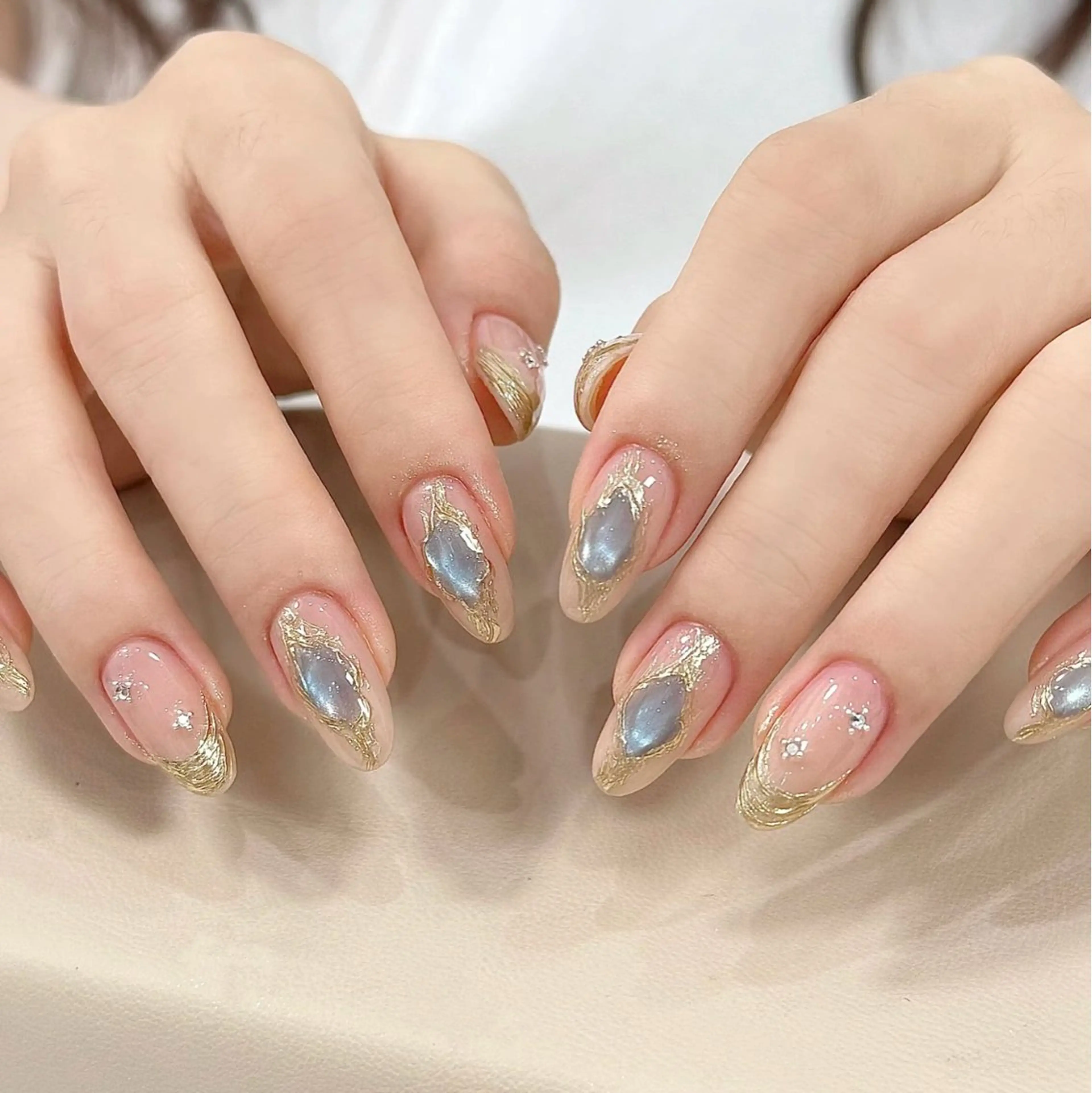 ネイル アニマル柄 アートネイル オーロラネイル べっ甲ネイル ブラウン ハンドネイル Rika Nail ellaのネイルデザイン