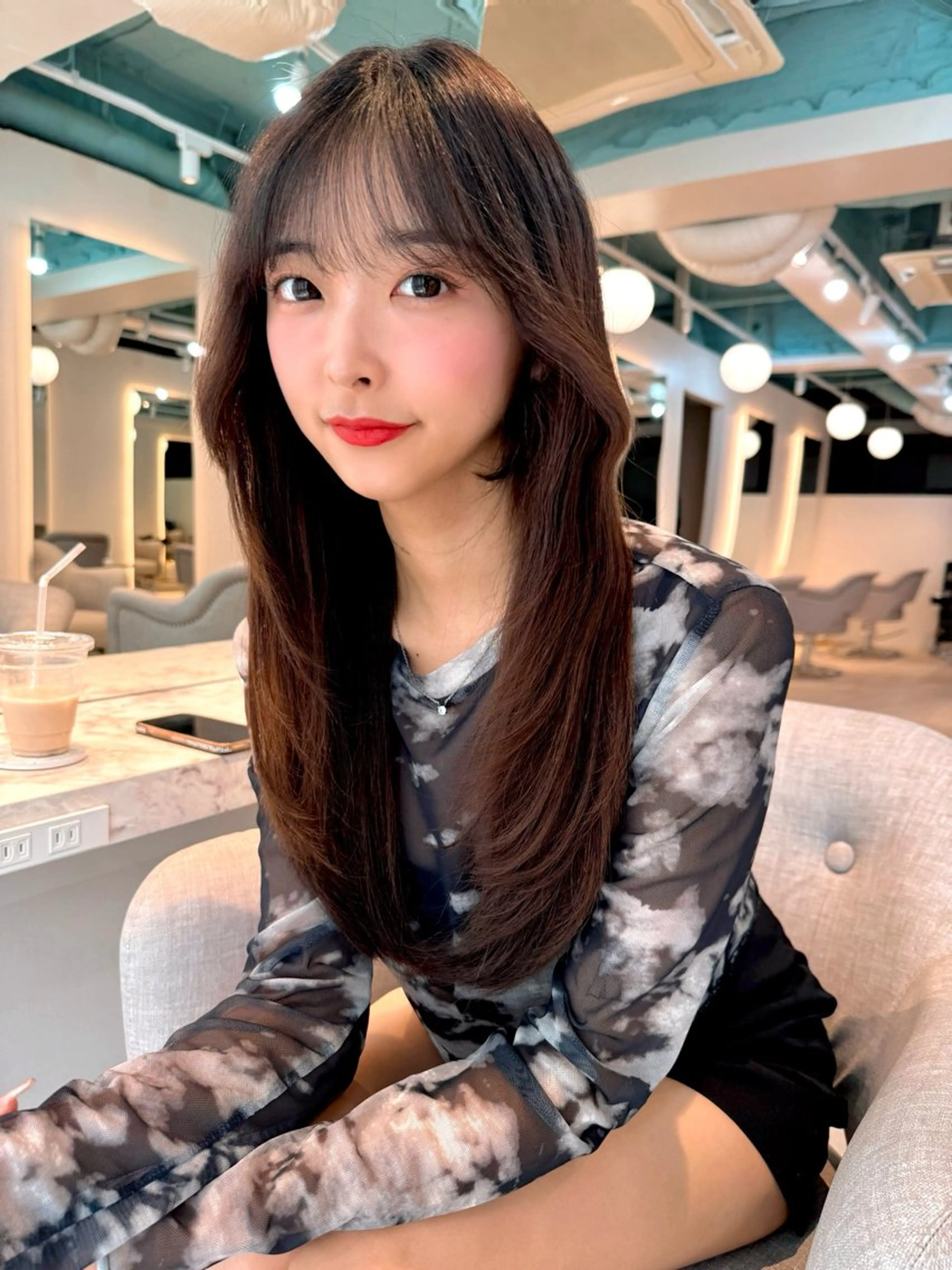 ロング カット ヘアカラー トリートメント ハイレイヤー/顔周り /レイヤーカットのヘアスタイル