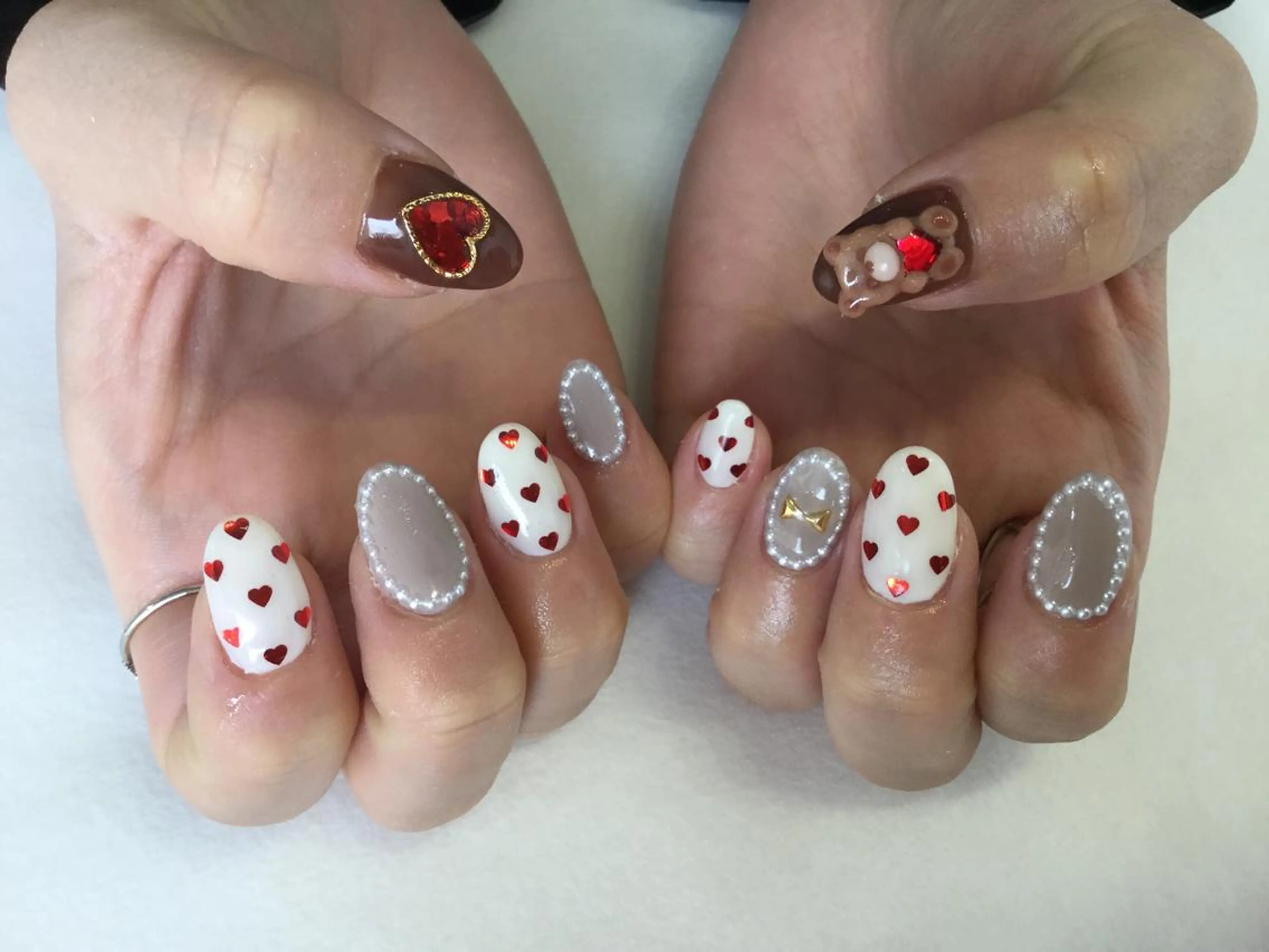 ネイル ハンドネイル 💎🐰 saki. m 🐰💎のネイルデザイン
