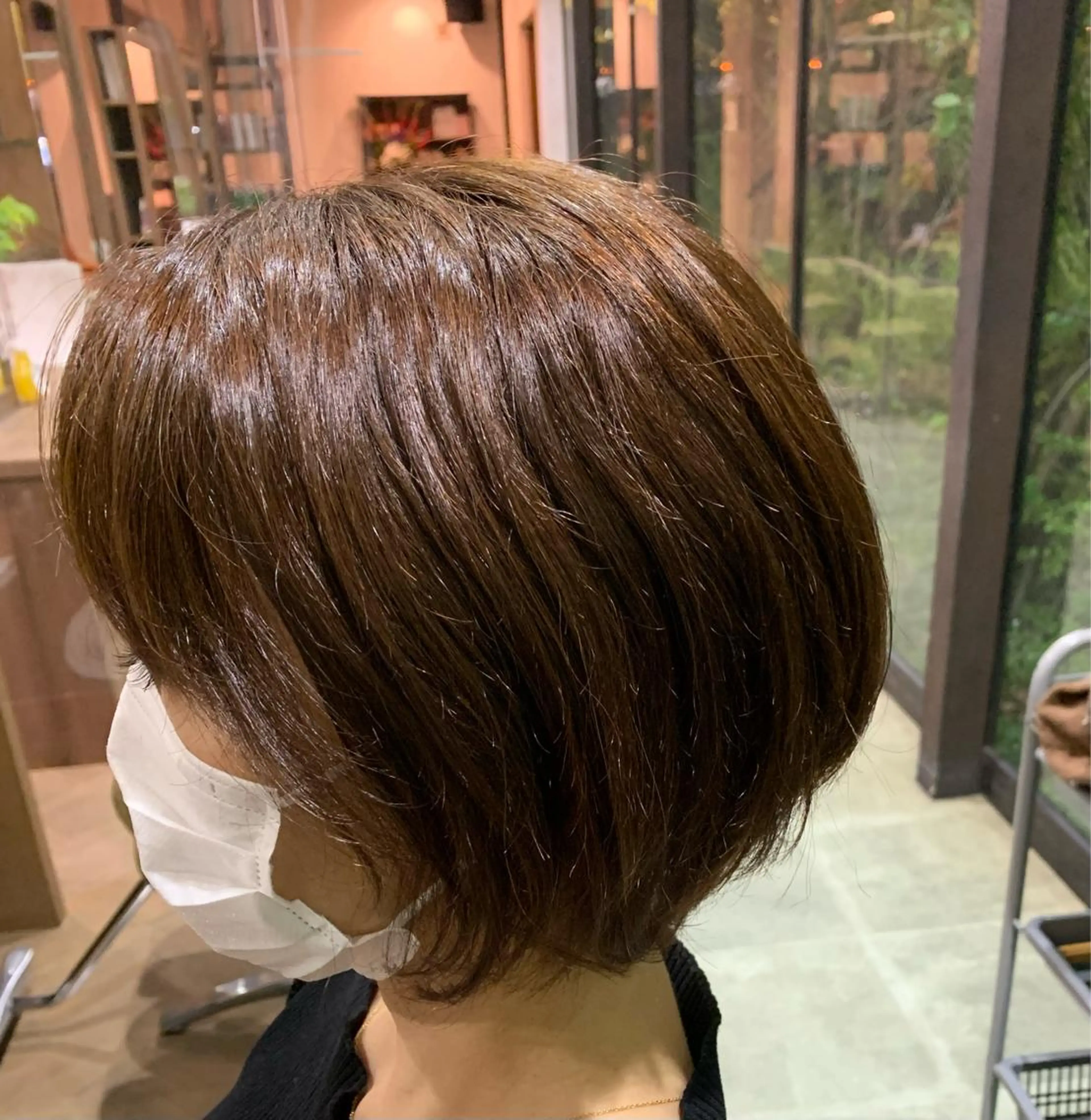 ショート ボブ 礒谷 夏帆のヘアスタイル