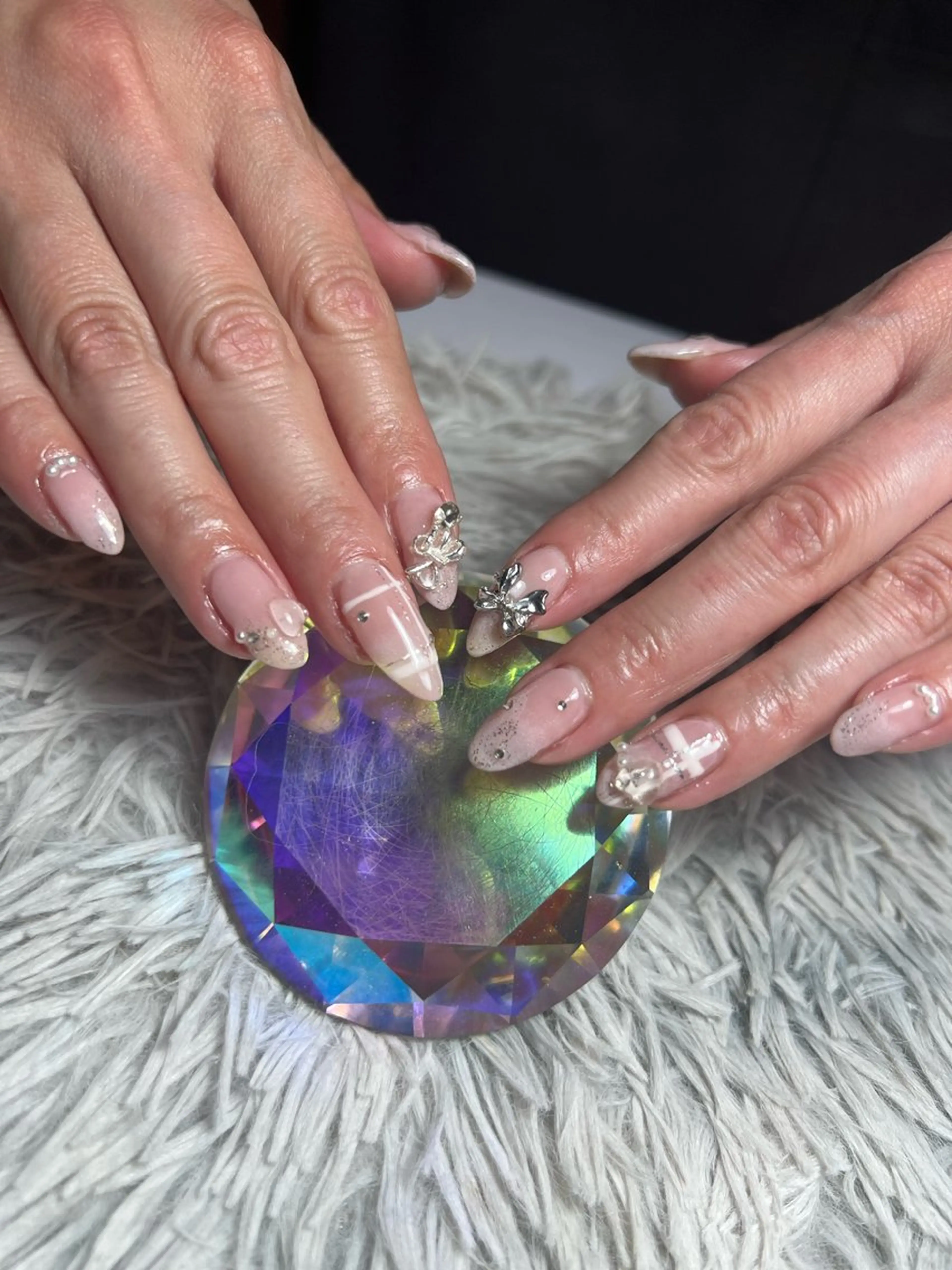 ネイル ジェルネイル ブライダルネイル ハンドネイル シェヌネイル JURAのネイルデザイン